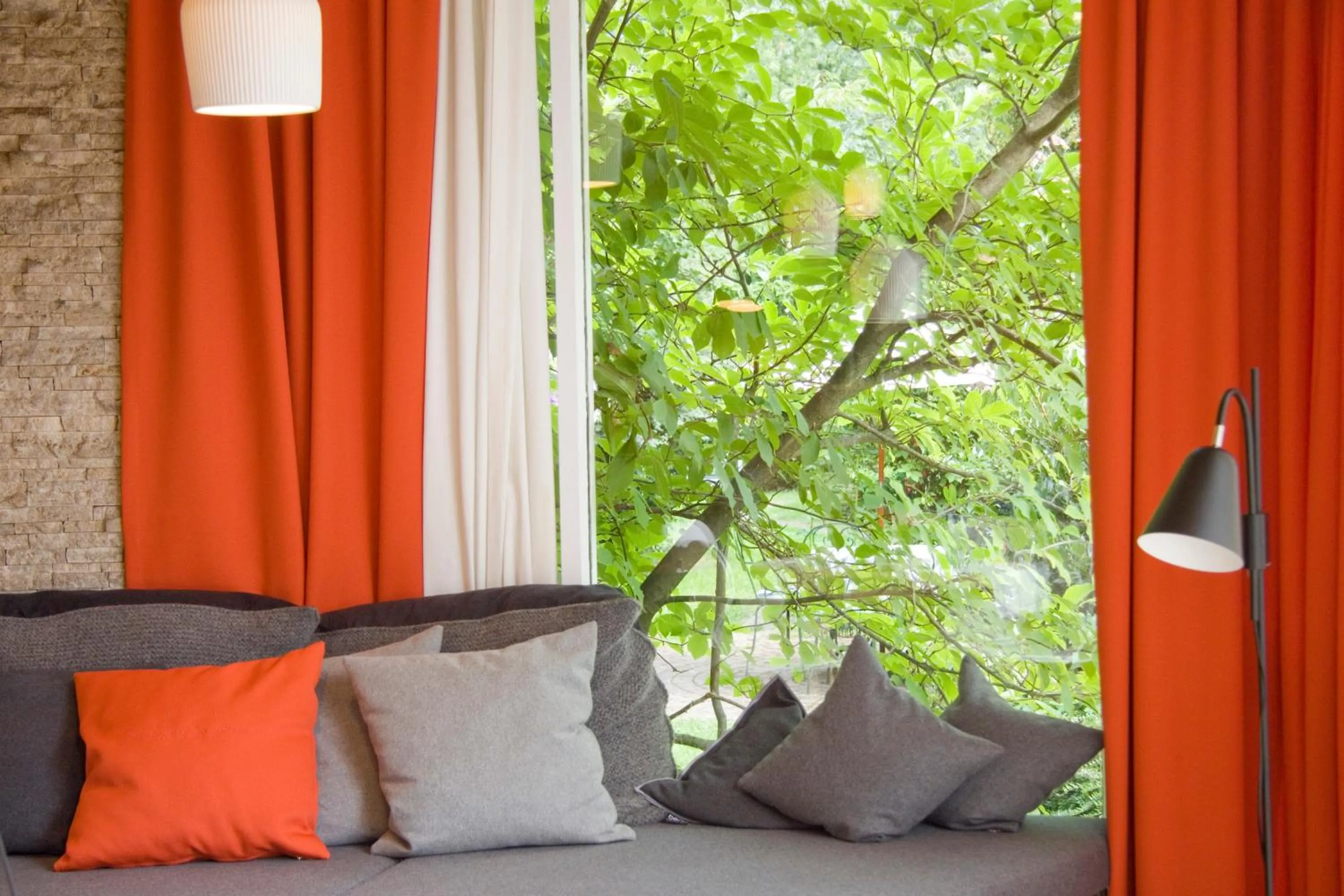 Communal lounge/ TV room in Bavaria Biohotel