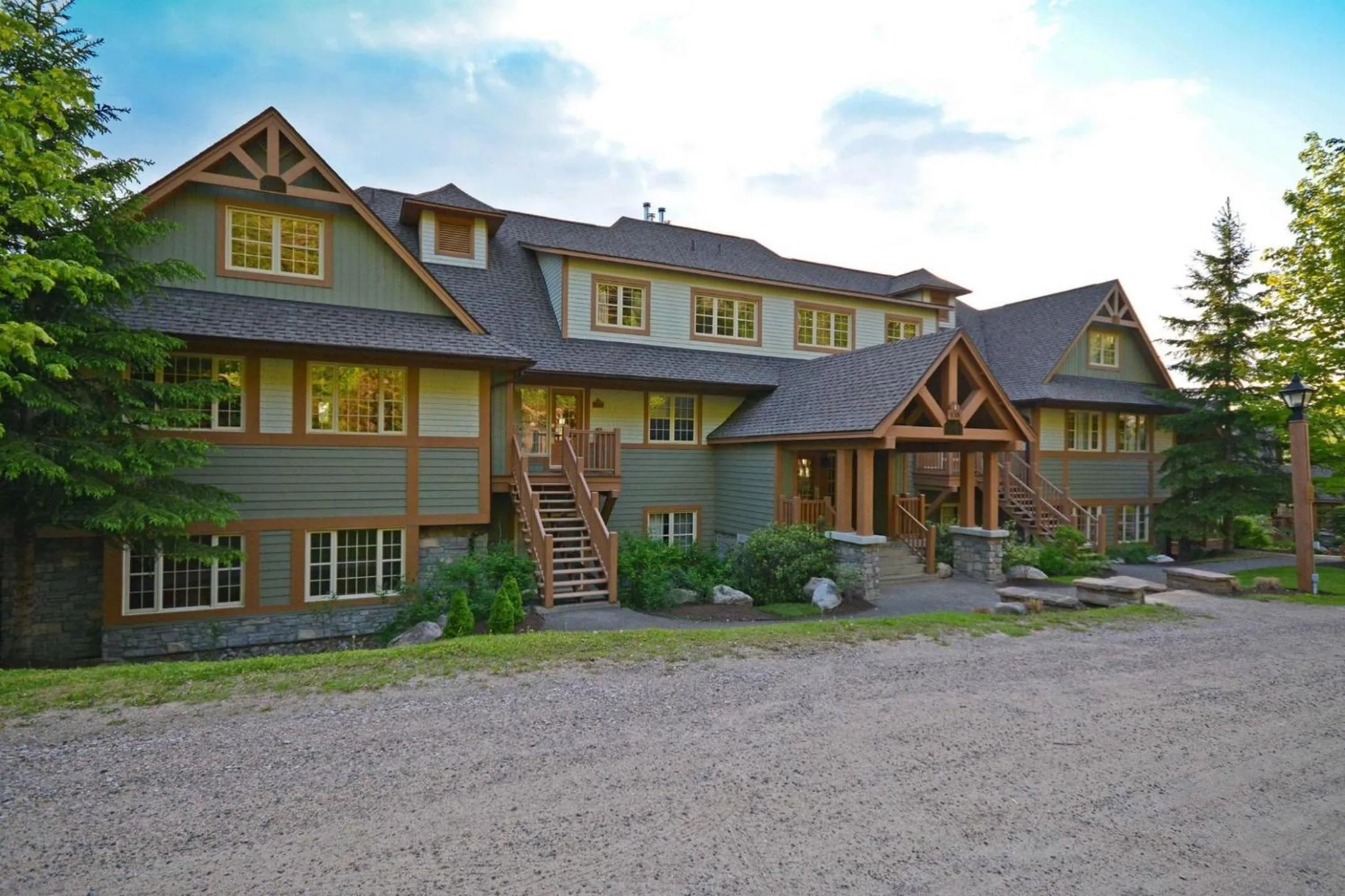 Property building in Les Falaises by Tremblant Platinum