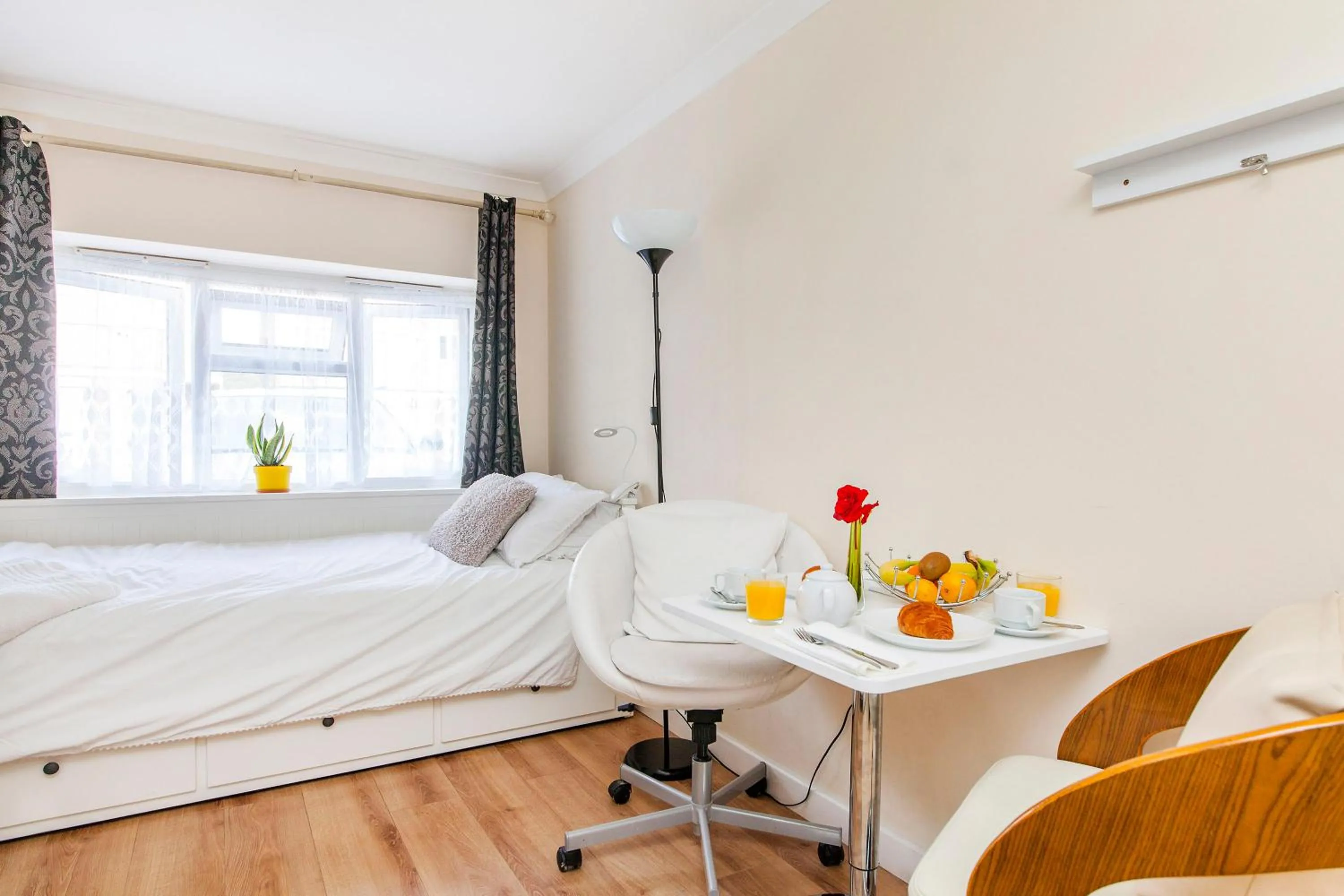 Other, Bed in TH Serviced Apartment London
