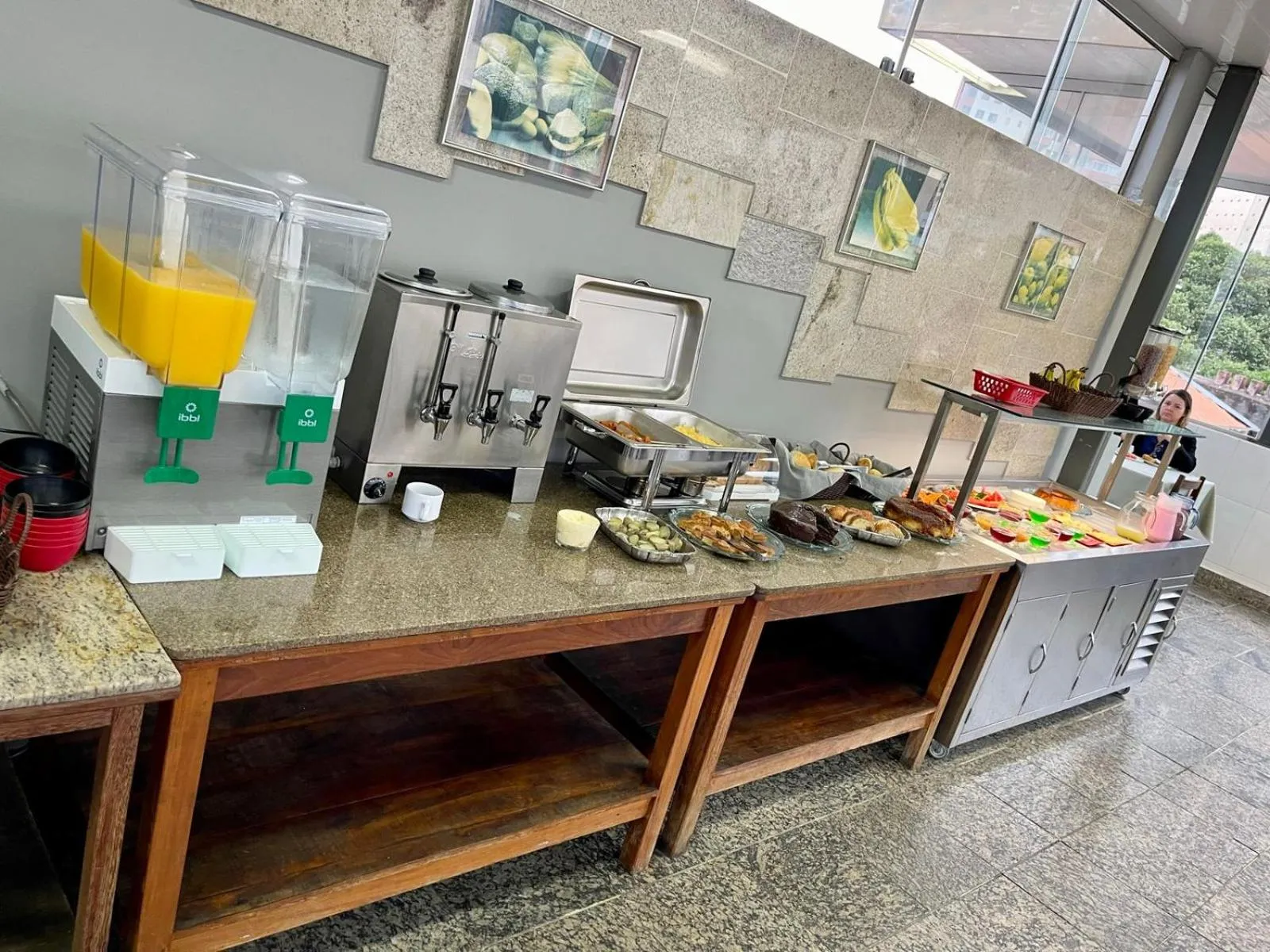 Breakfast in Hotel Economy 888 - Próximo a Praça da Estação e Rodoviária