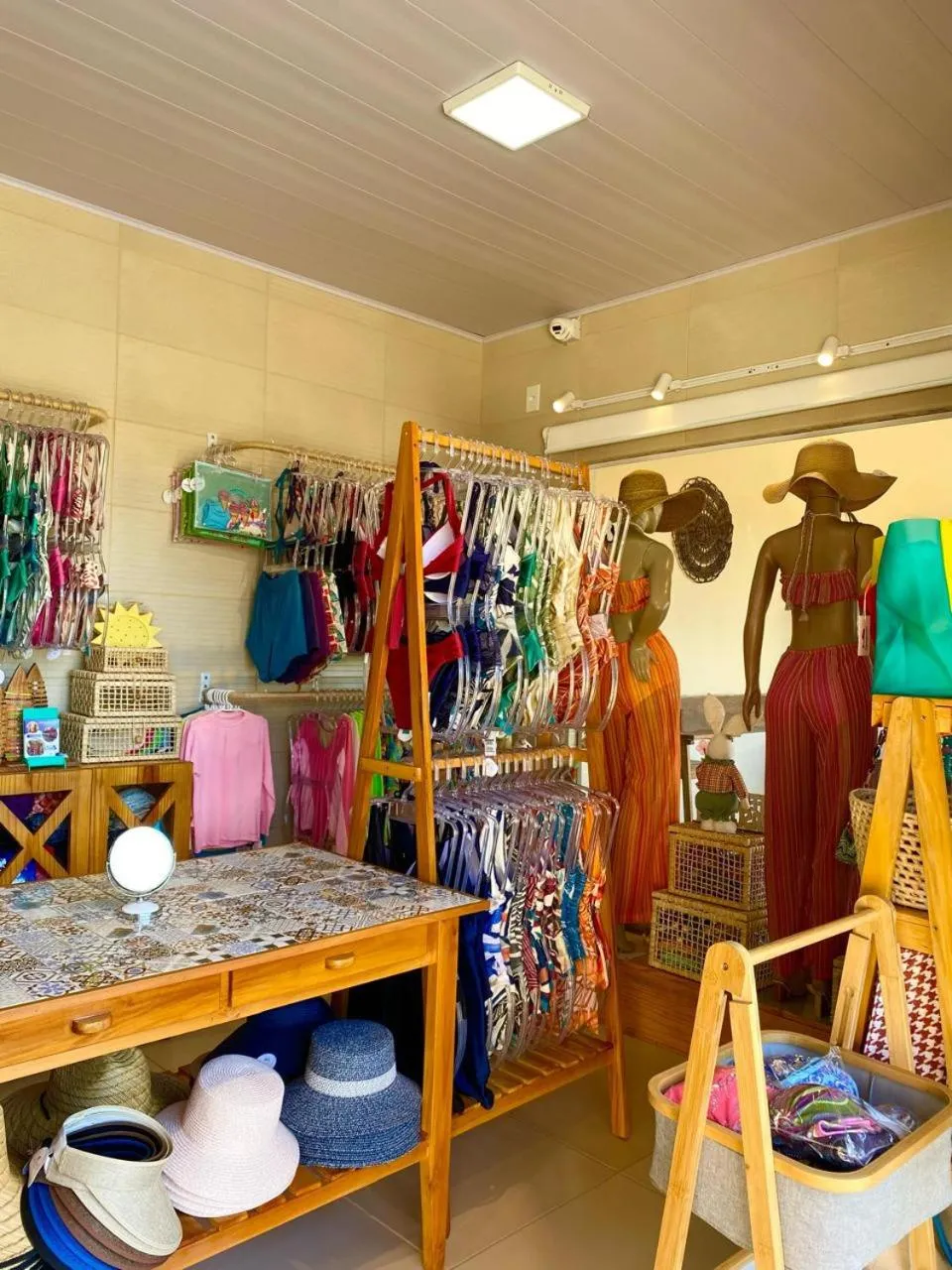 On-site shops in Pousada Sonho de Mar