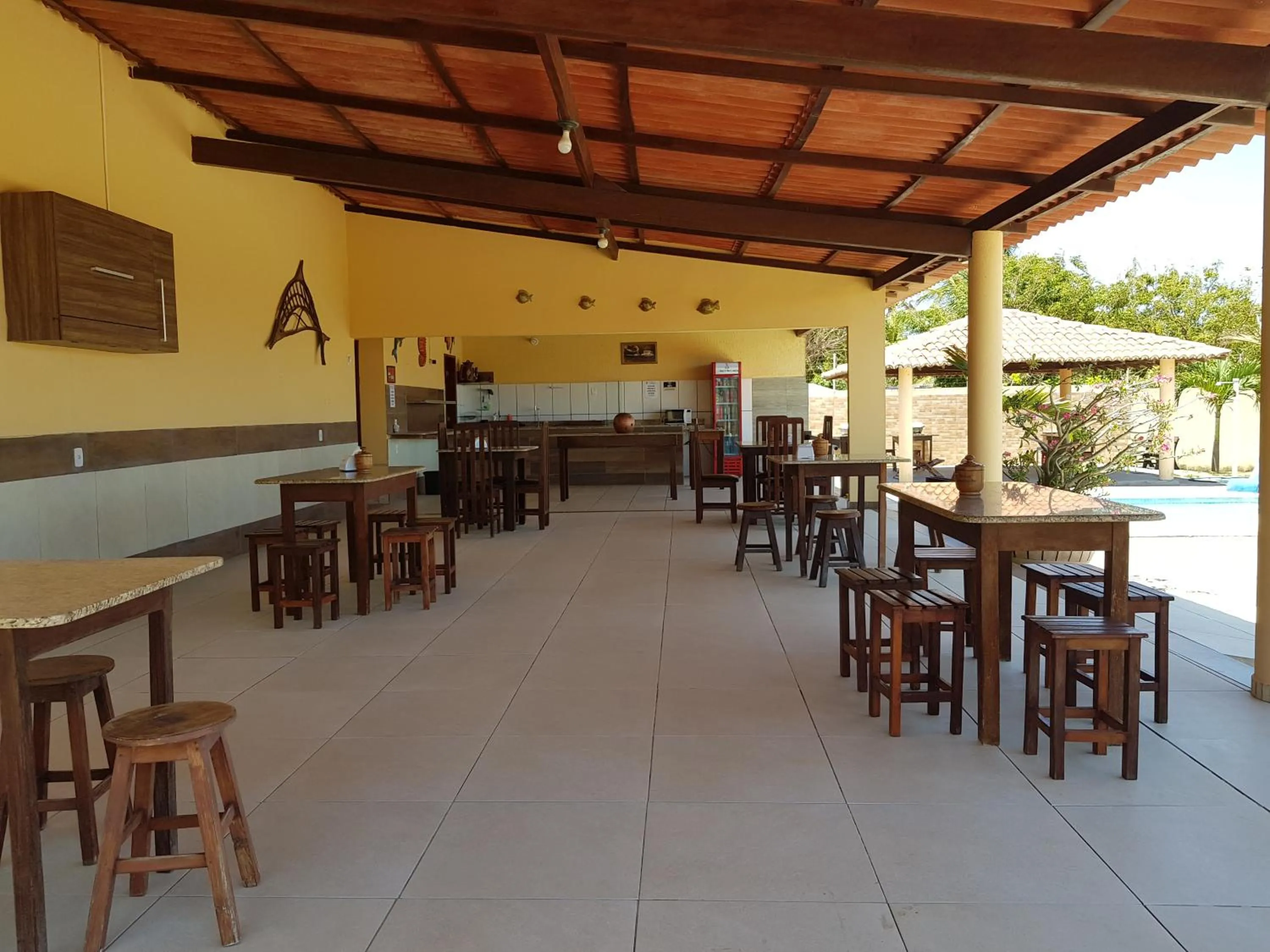 Seating area in Pousada Sonho de Mar