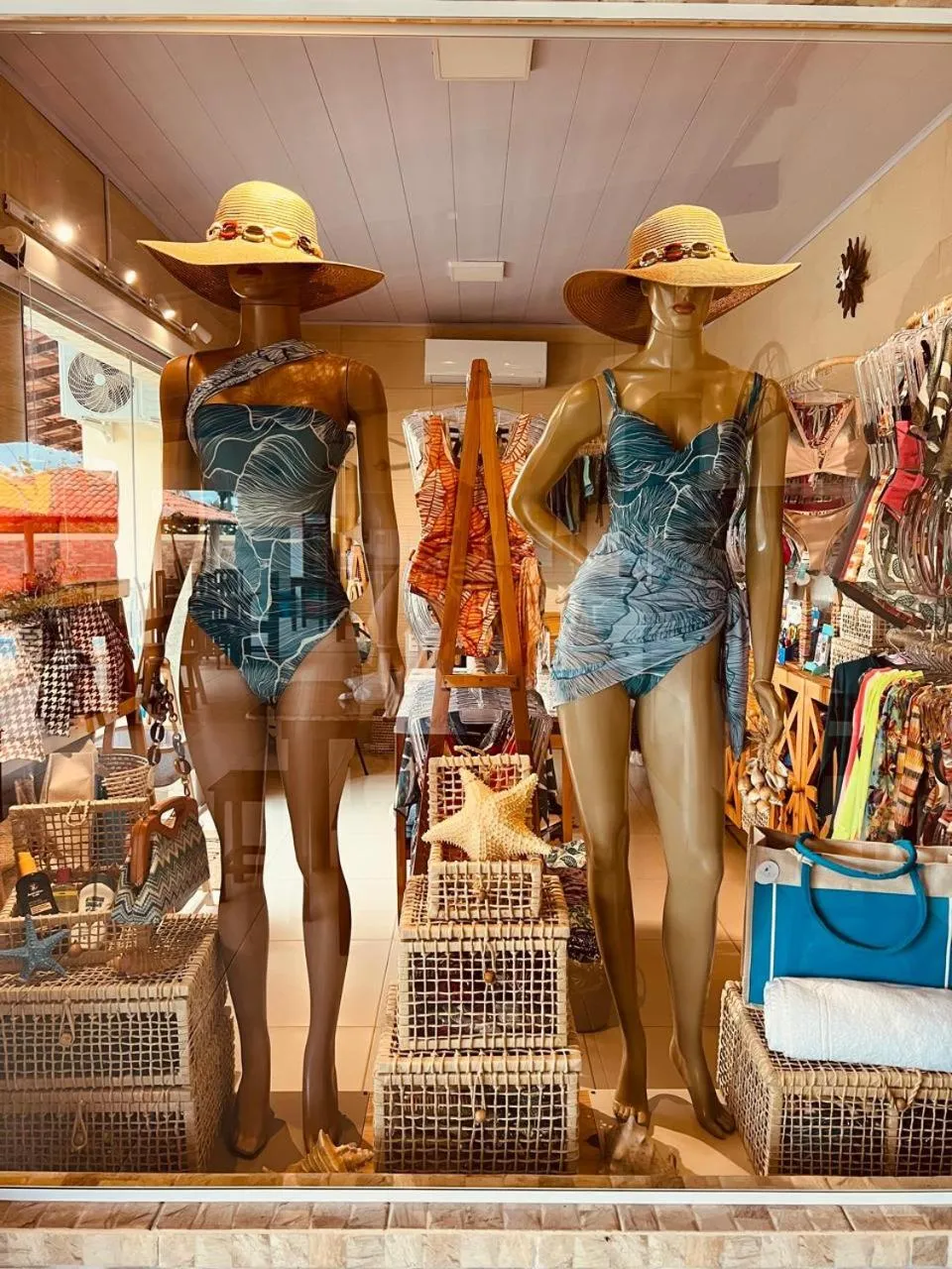 On-site shops in Pousada Sonho de Mar