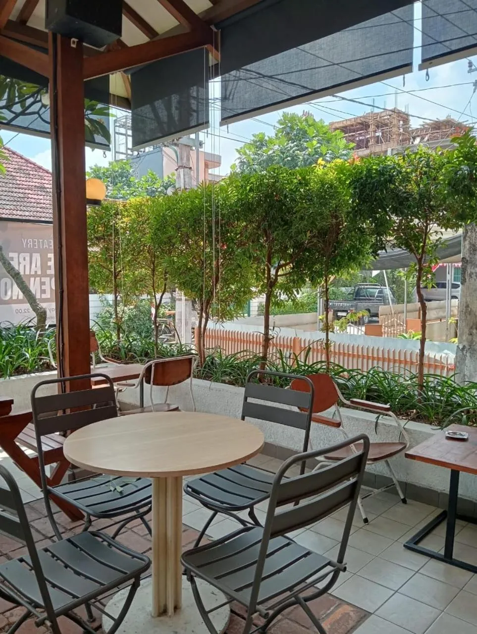 Restaurant/places to eat in Liberta Malioboro South