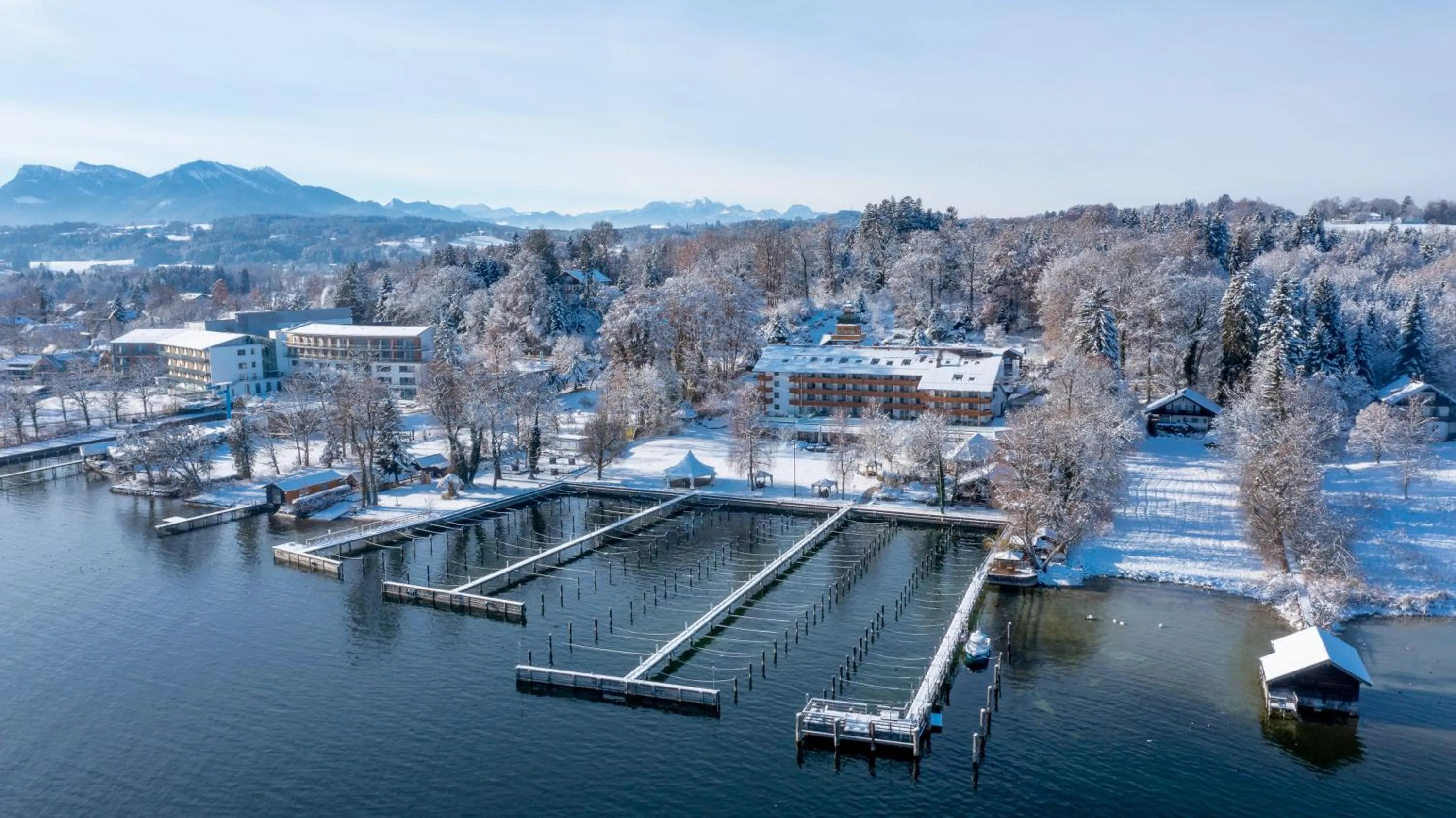 Winter in Yachthotel Chiemsee GmbH