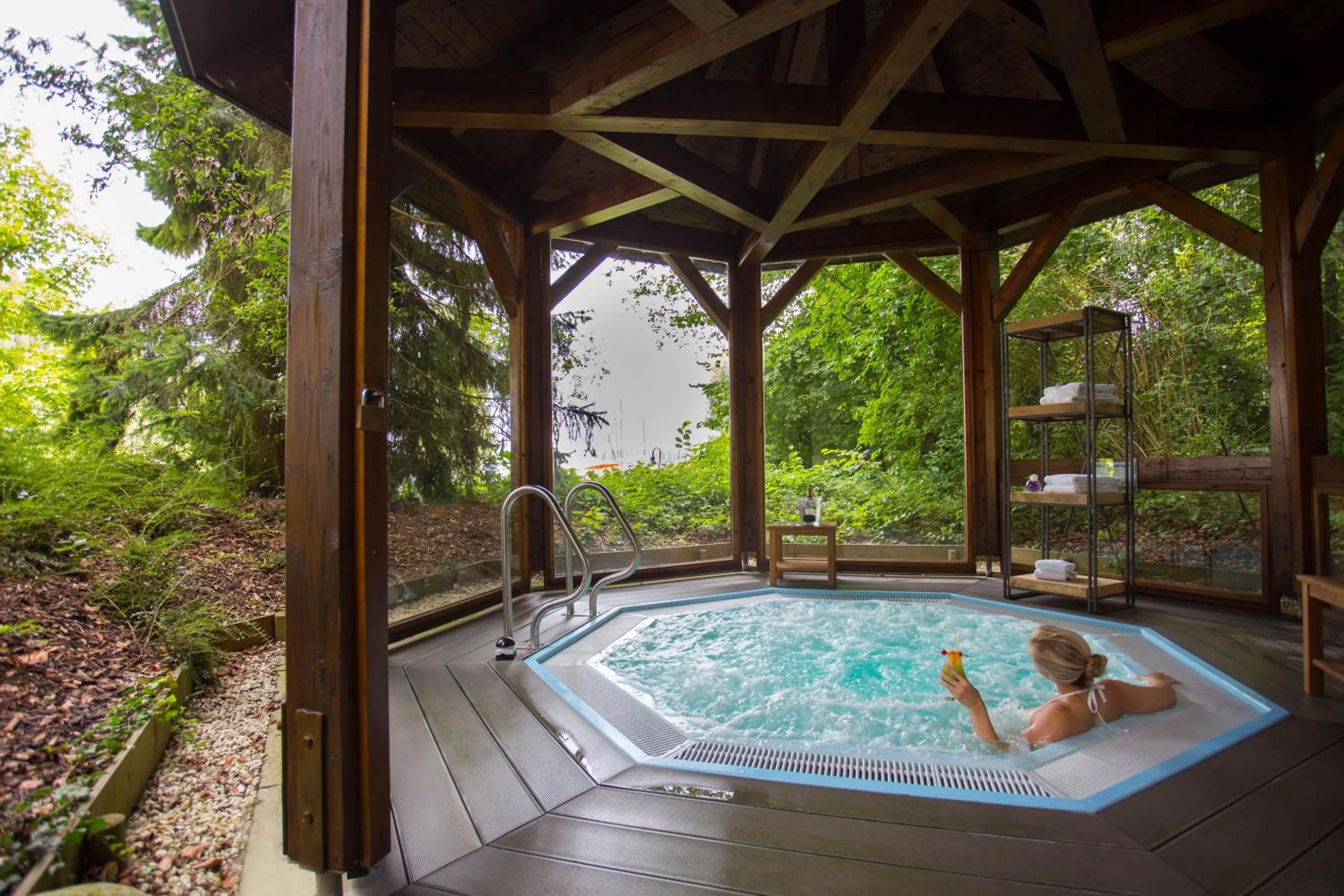 Hot Spring Bath in Yachthotel Chiemsee GmbH