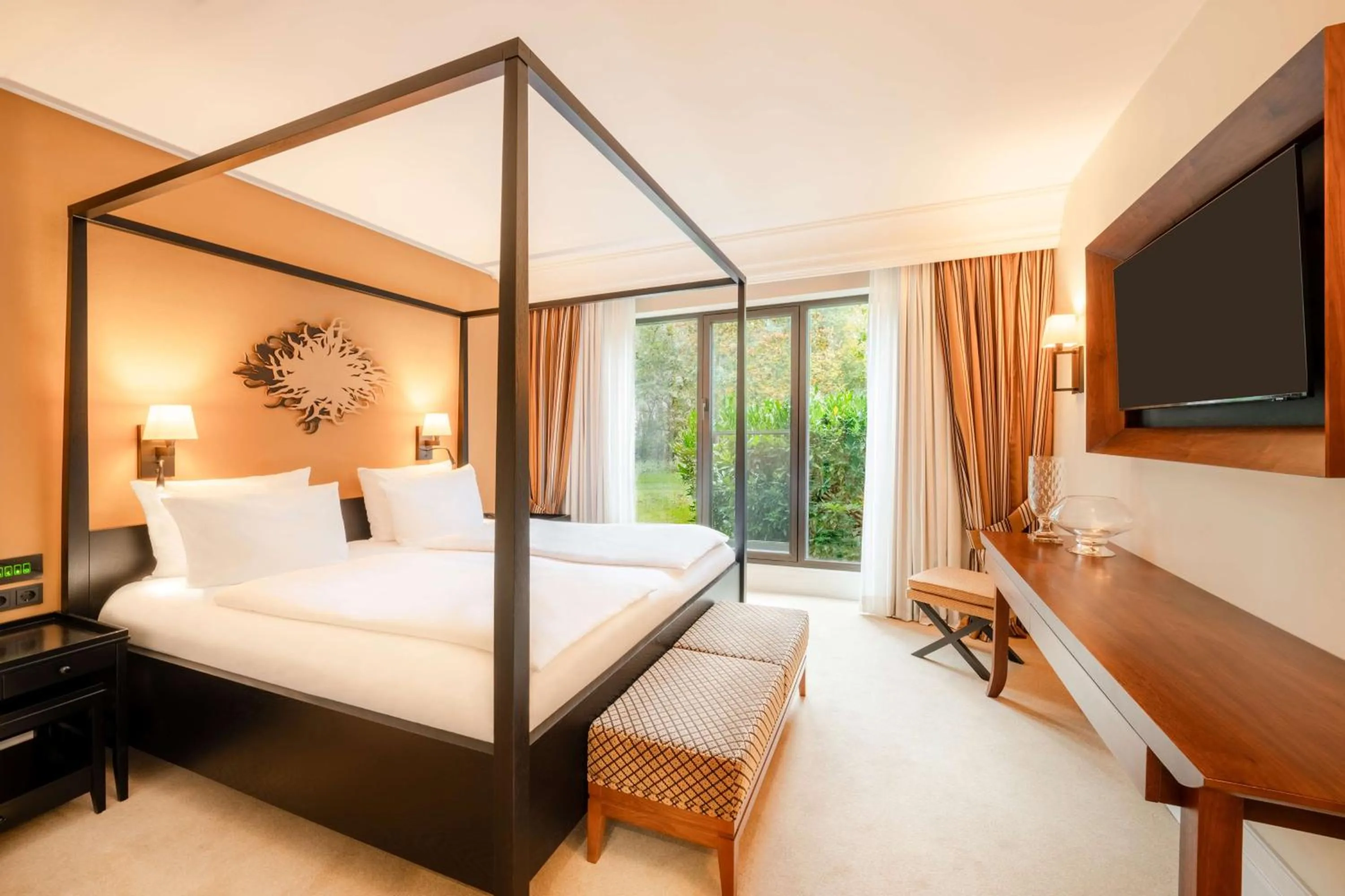 Bed in Hilton Frankfurt Gravenbruch