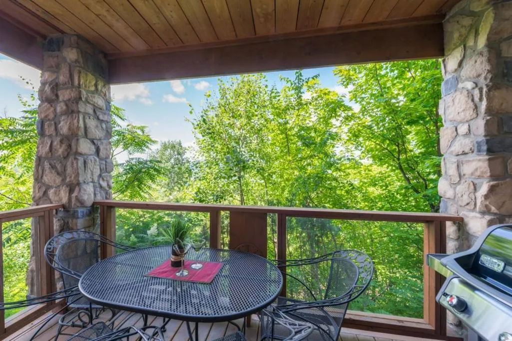 Equinoxe by Tremblant Platinum