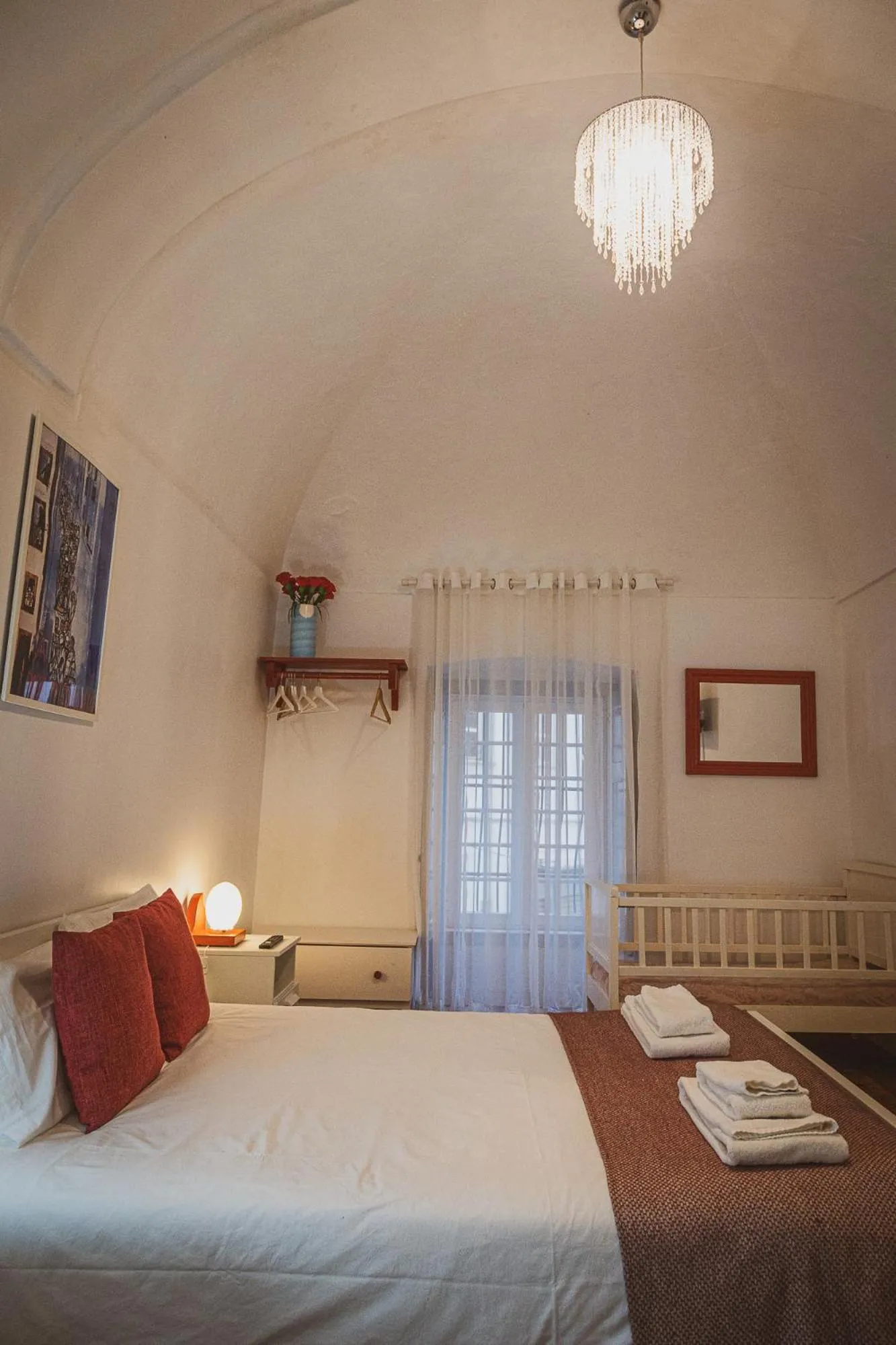 Bed in Very Typical - Alojamento Local