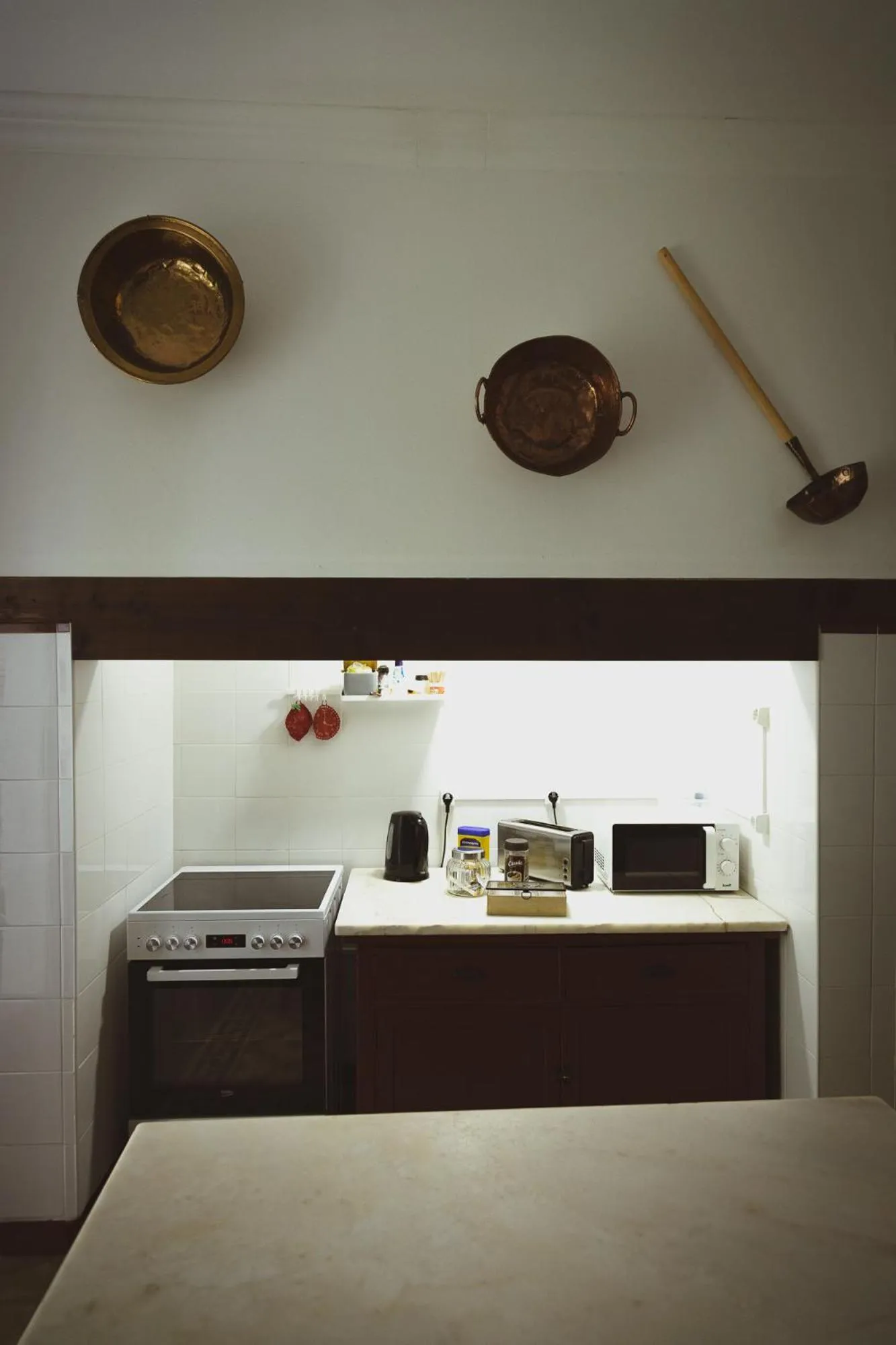 Communal kitchen in Very Typical - Alojamento Local