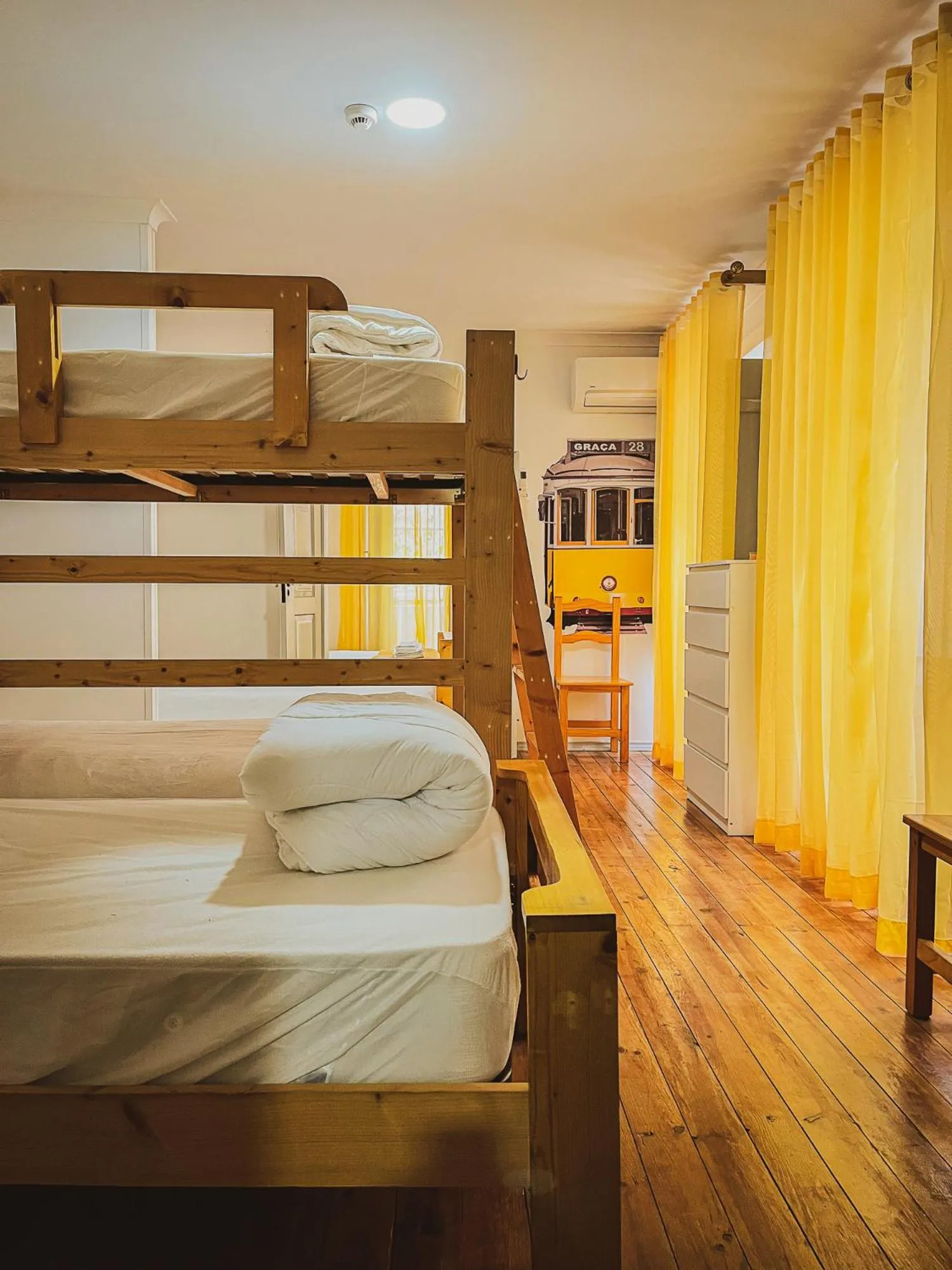 Bed in Very Typical - Alojamento Local