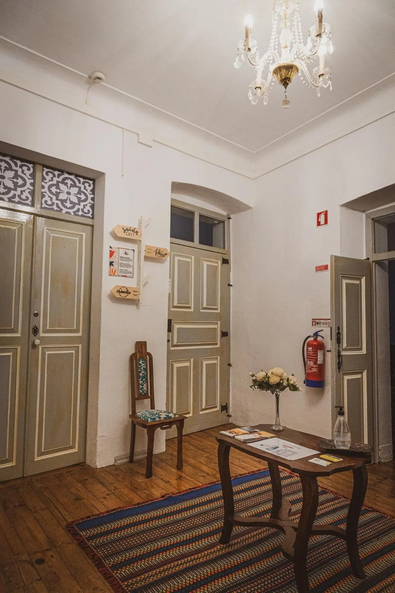 Very Typical - Alojamento Local