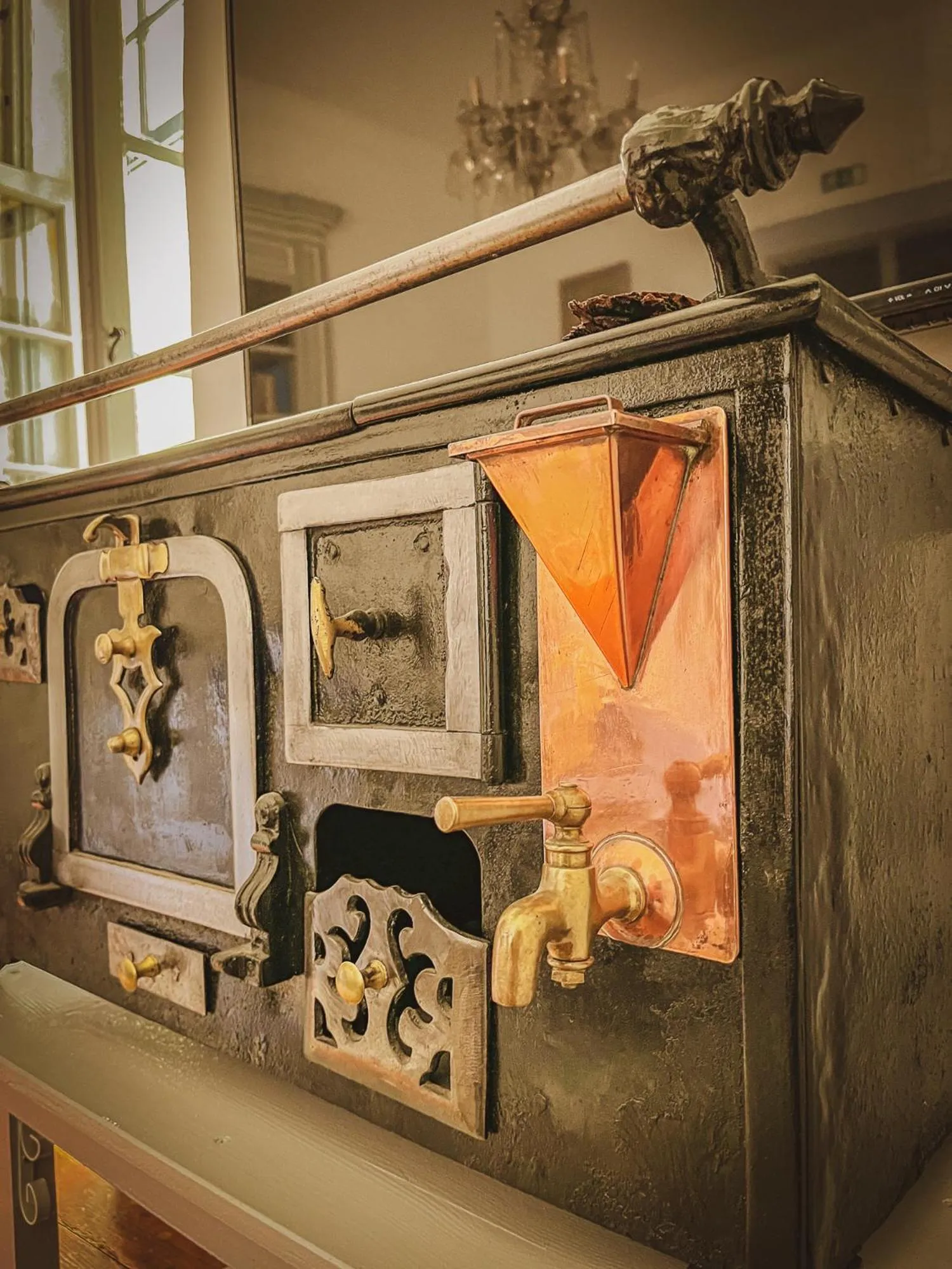 Kitchen or kitchenette in Very Typical - Alojamento Local