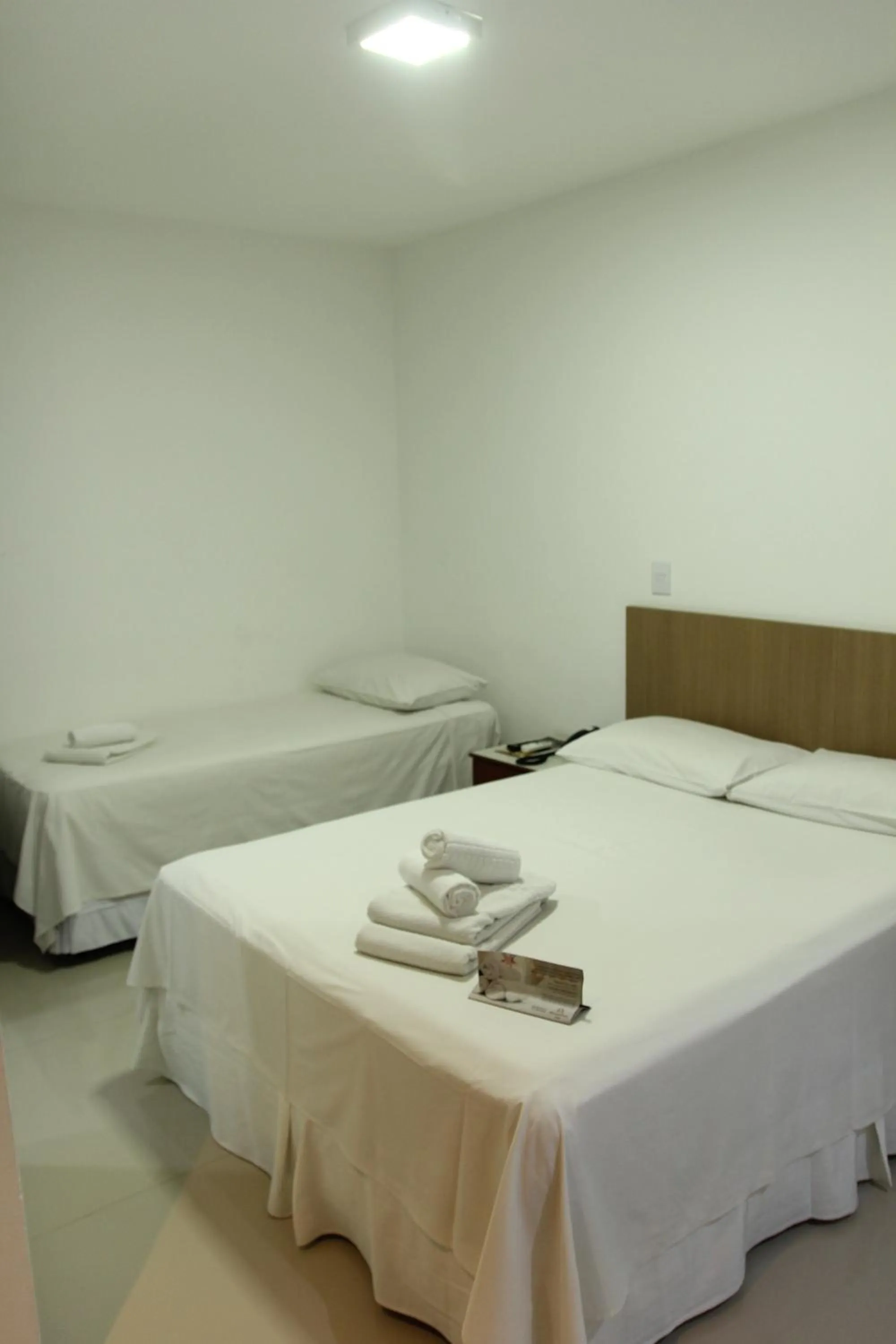 Bed in Hotel Metropolitano