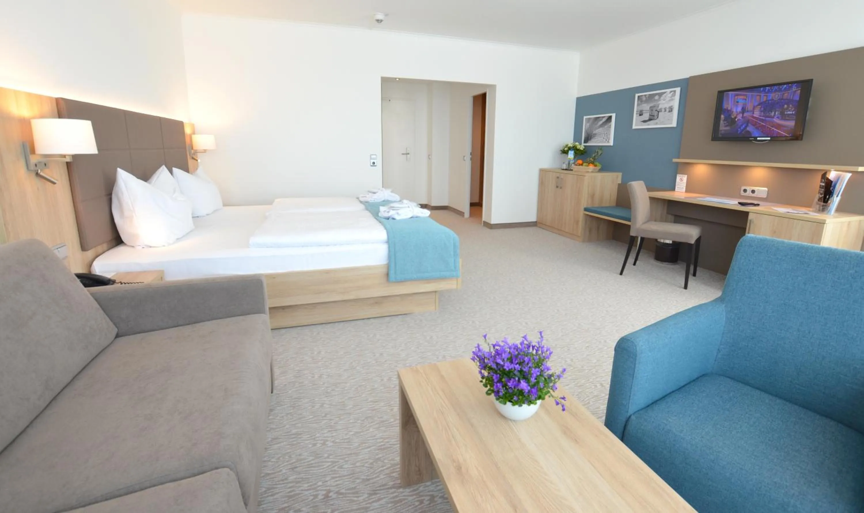 Photo of the whole room, Bed in Carat Hotel Grömitz