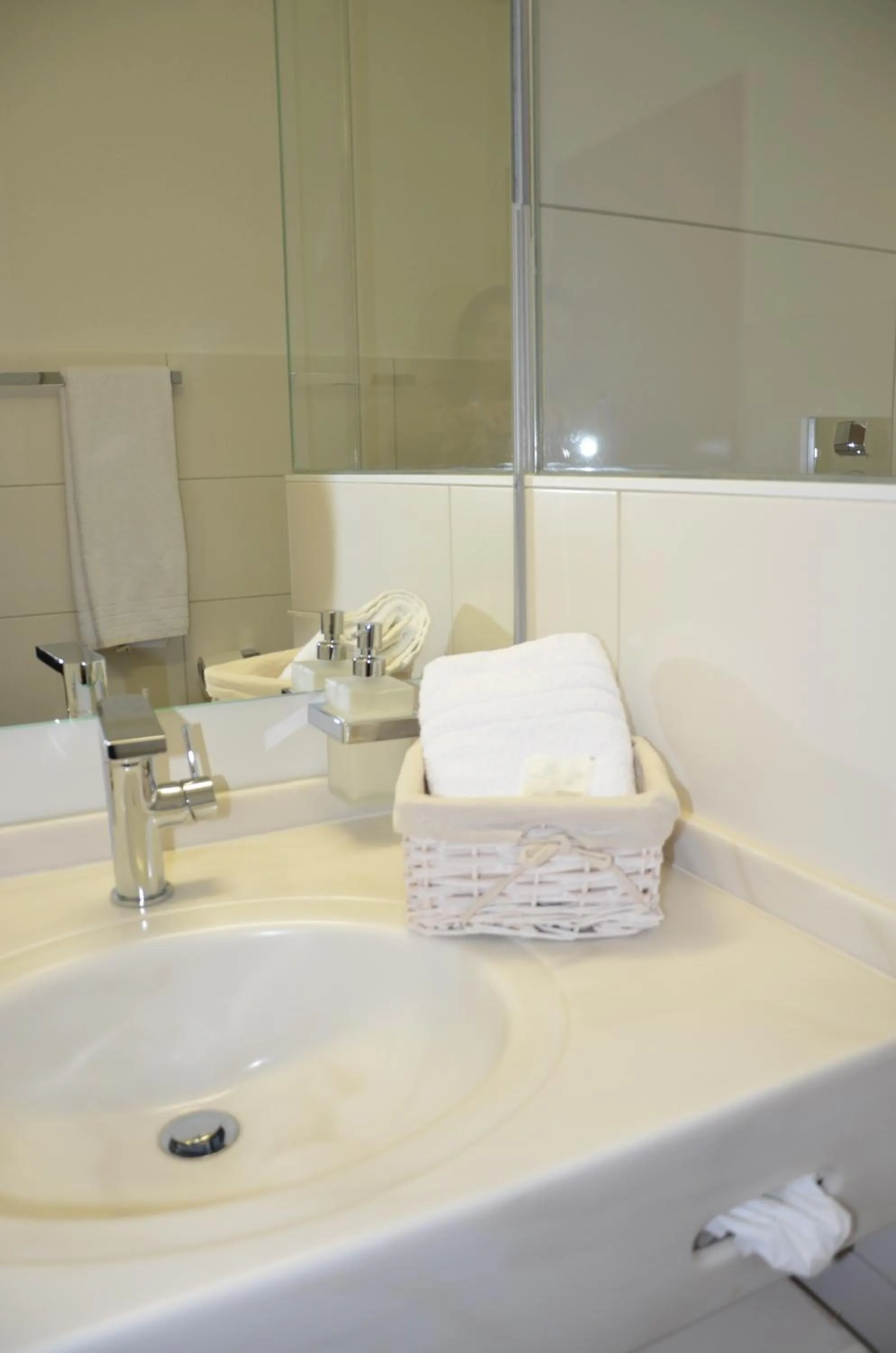 Photo of the whole room in Hotel Garni Reulein