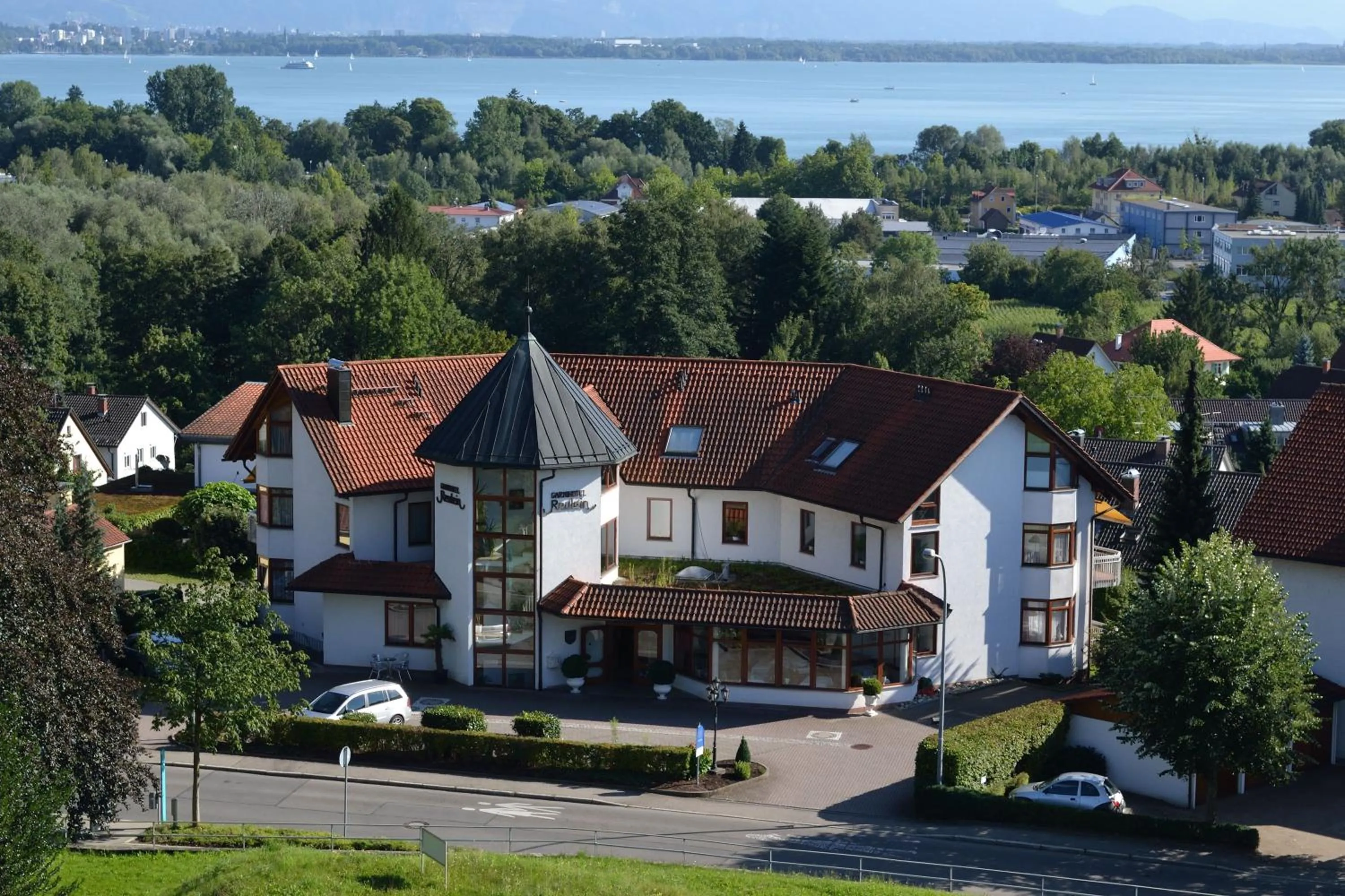 Facade/entrance in Hotel Garni Reulein