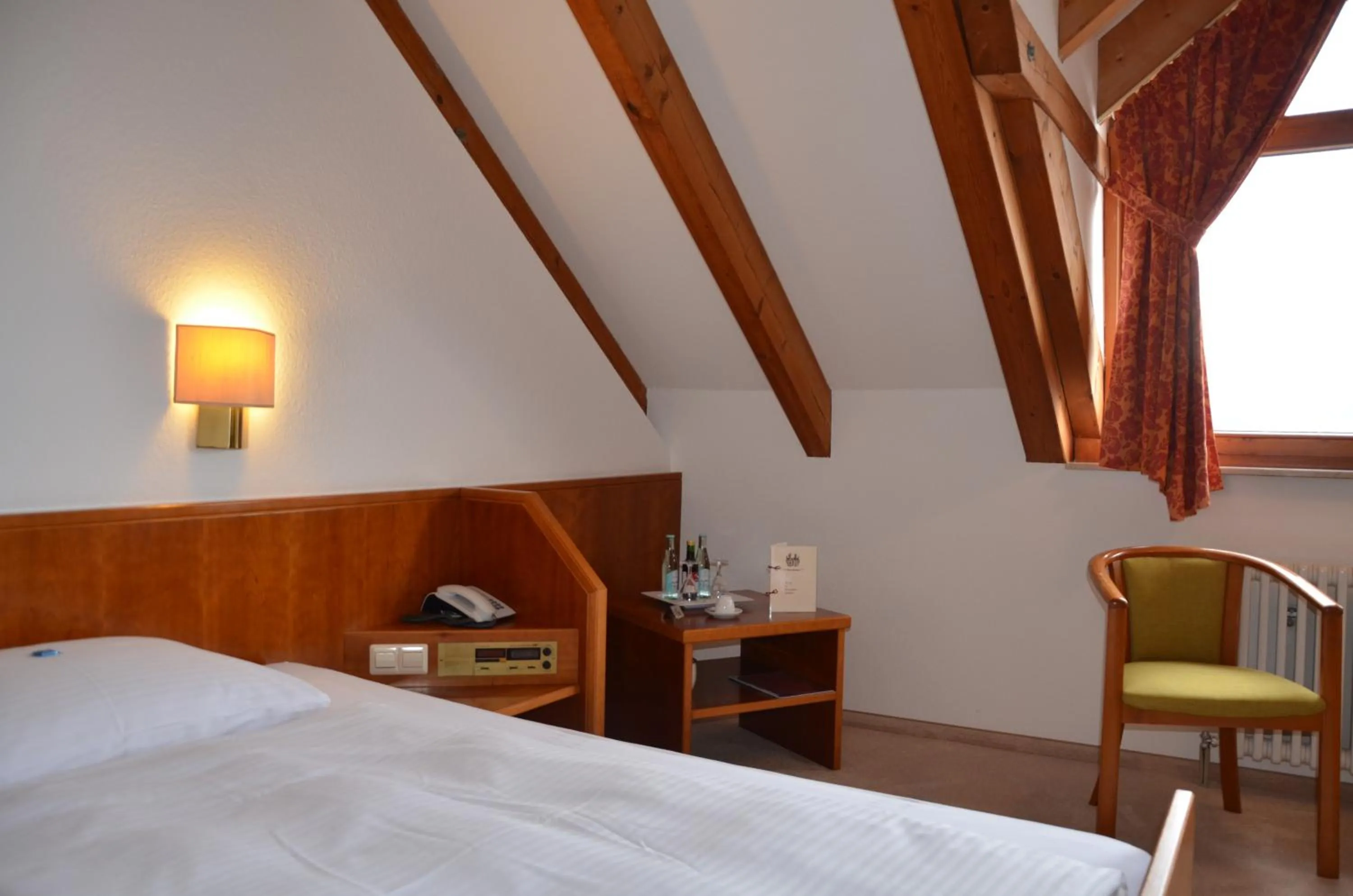 Photo of the whole room, Bed in Hotel Garni Reulein