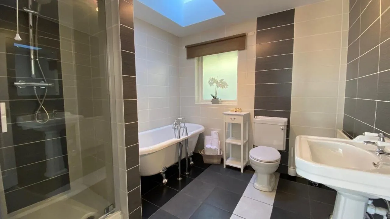 Bathroom in Uplands Inn Cartmel