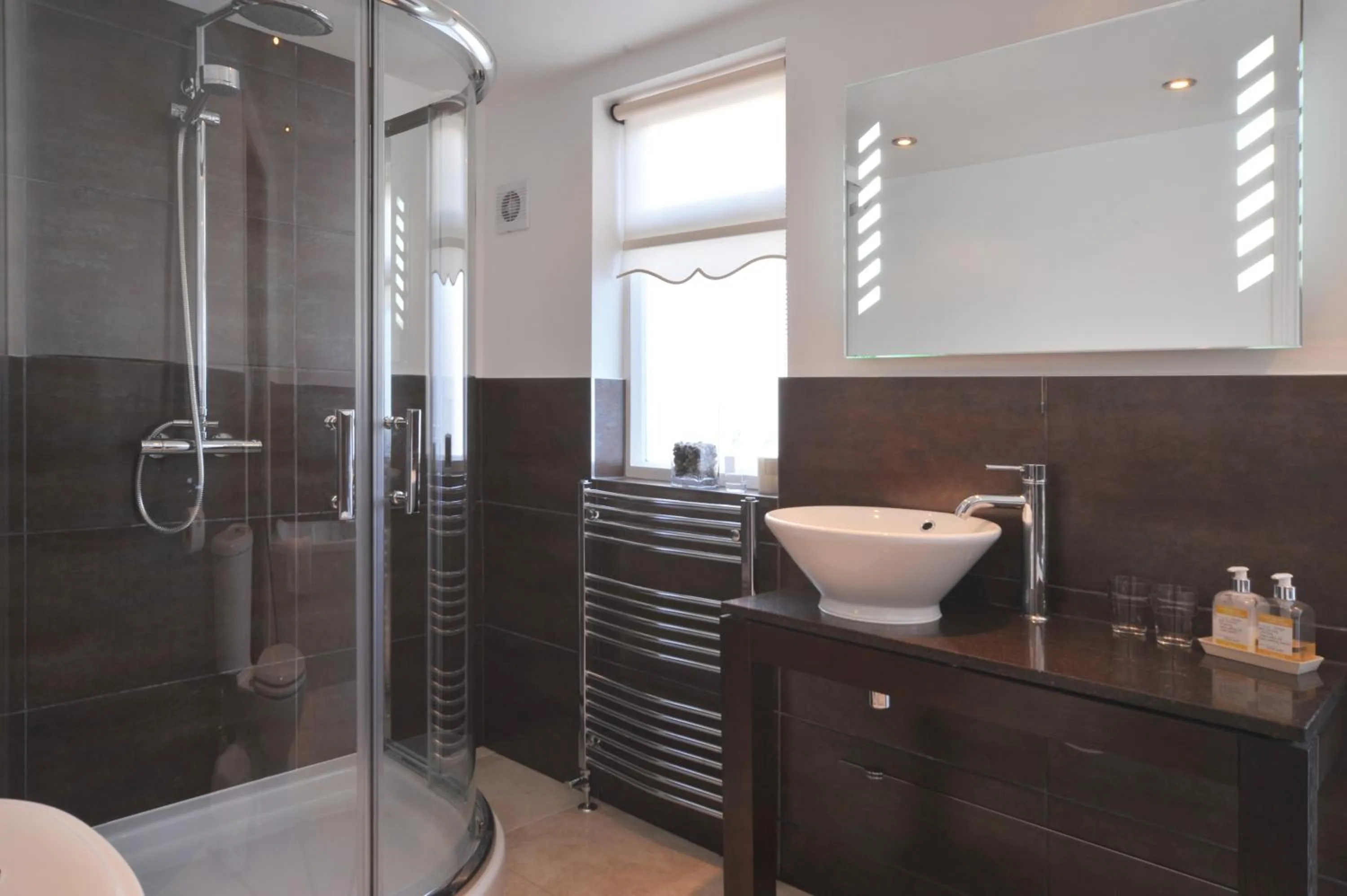 Shower in Priory hotel