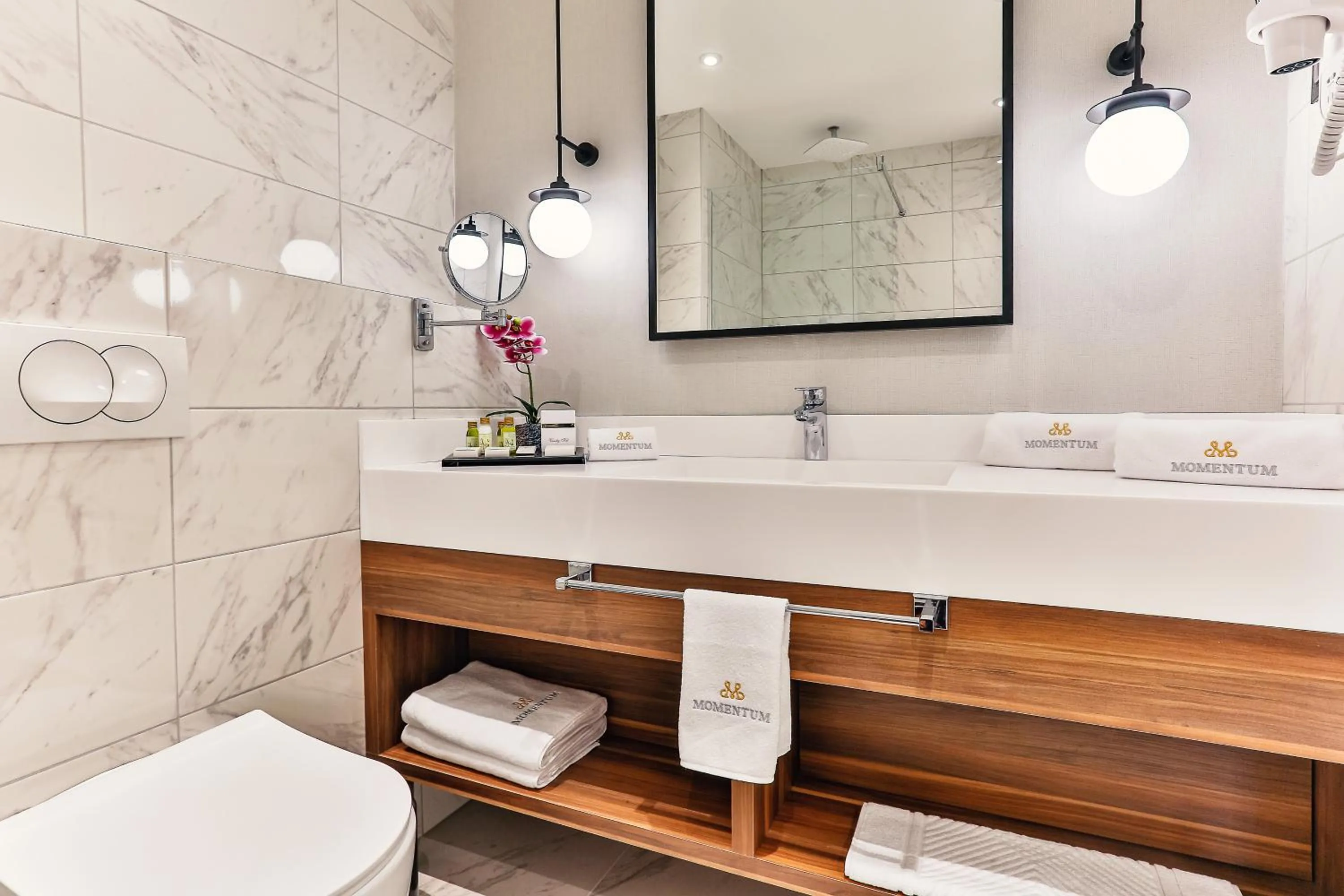 Bathroom in Boutique Hotel Momentum by Aycon