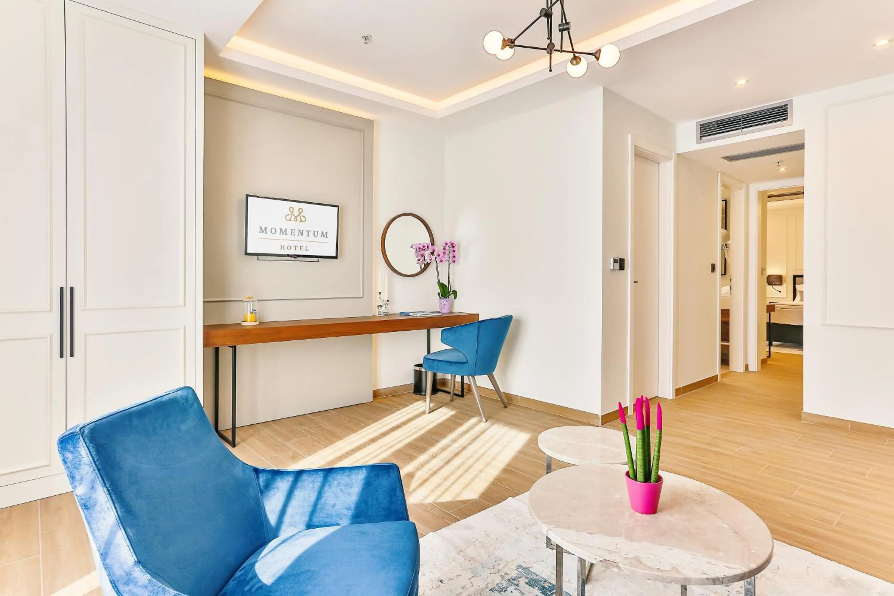 Living room in Boutique Hotel Momentum by Aycon