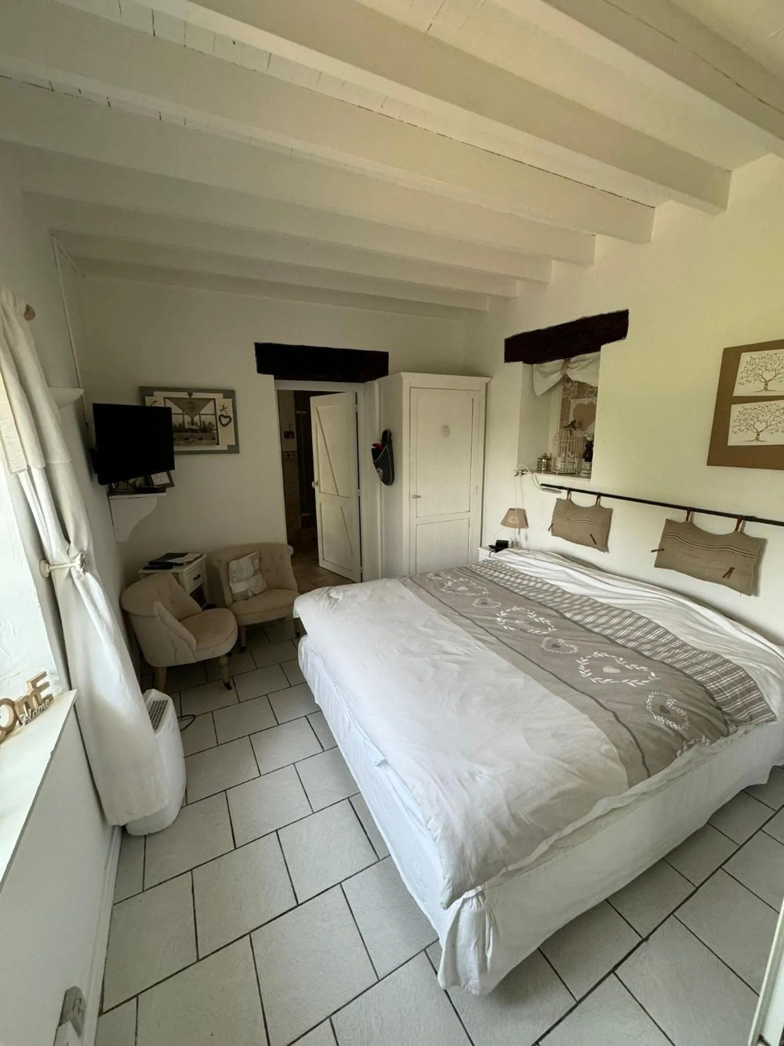 Bed in L'Arbre de Vie