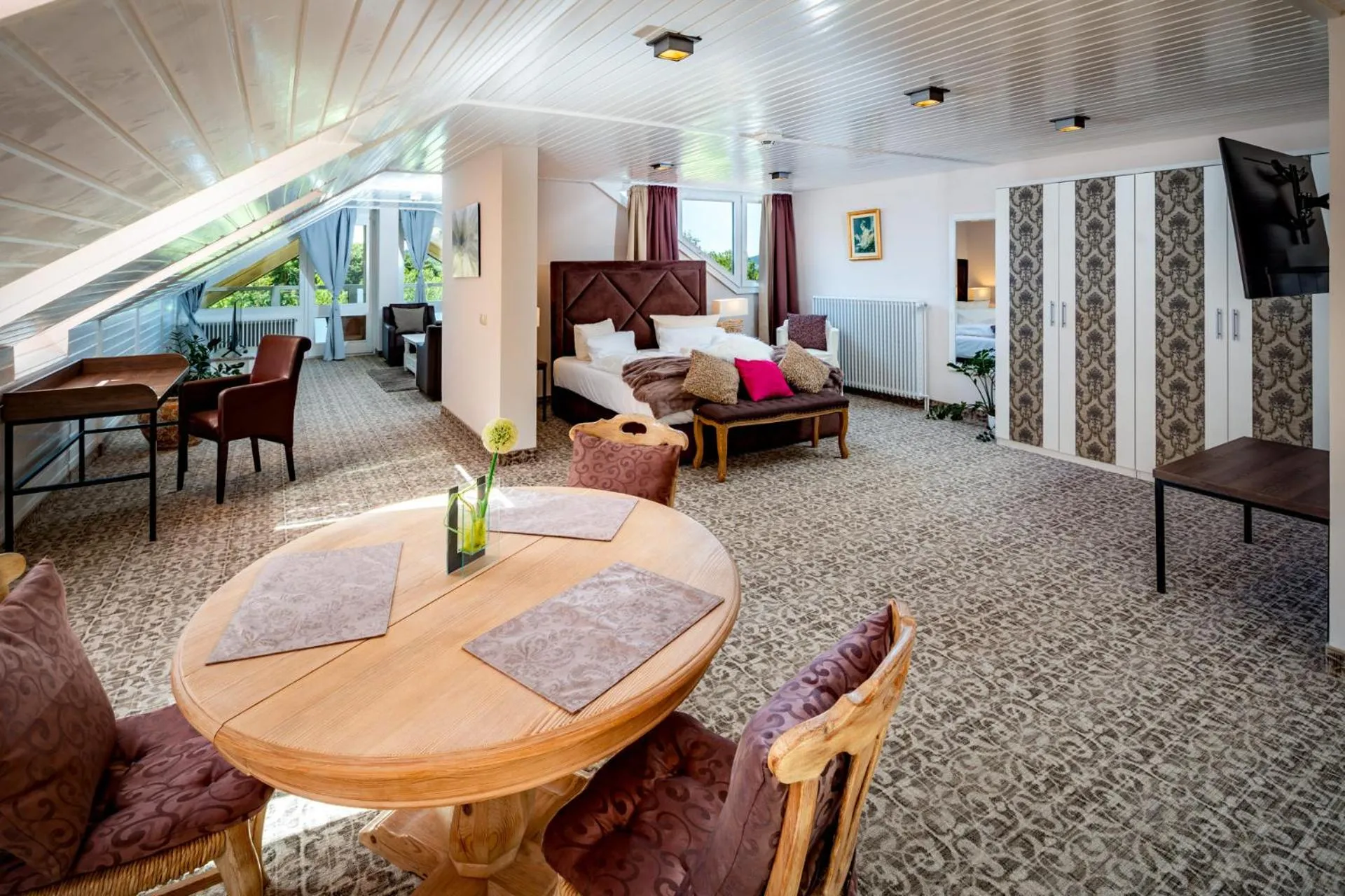 Bedroom in Sure Hotel by Best Western Rhoen Garden