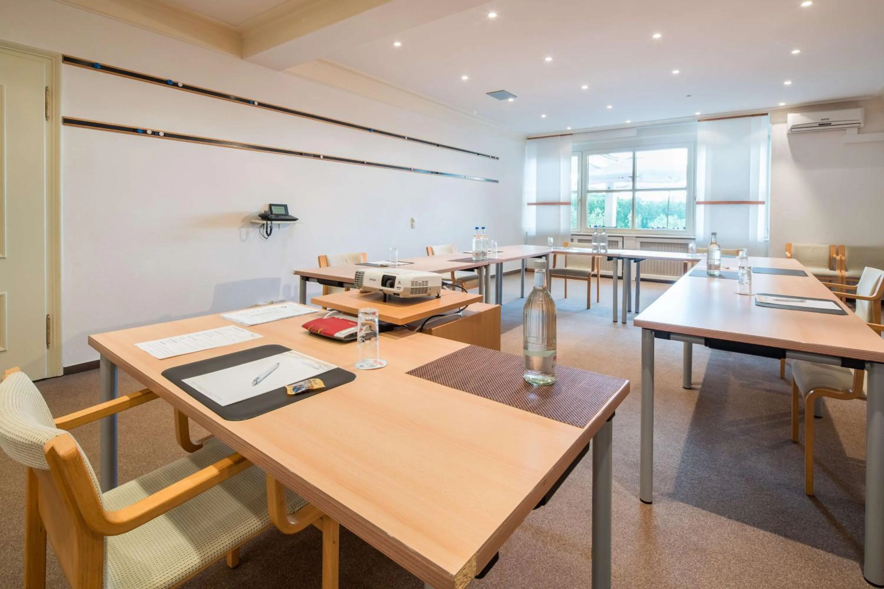 Meeting/conference room in Sure Hotel by Best Western Rhoen Garden