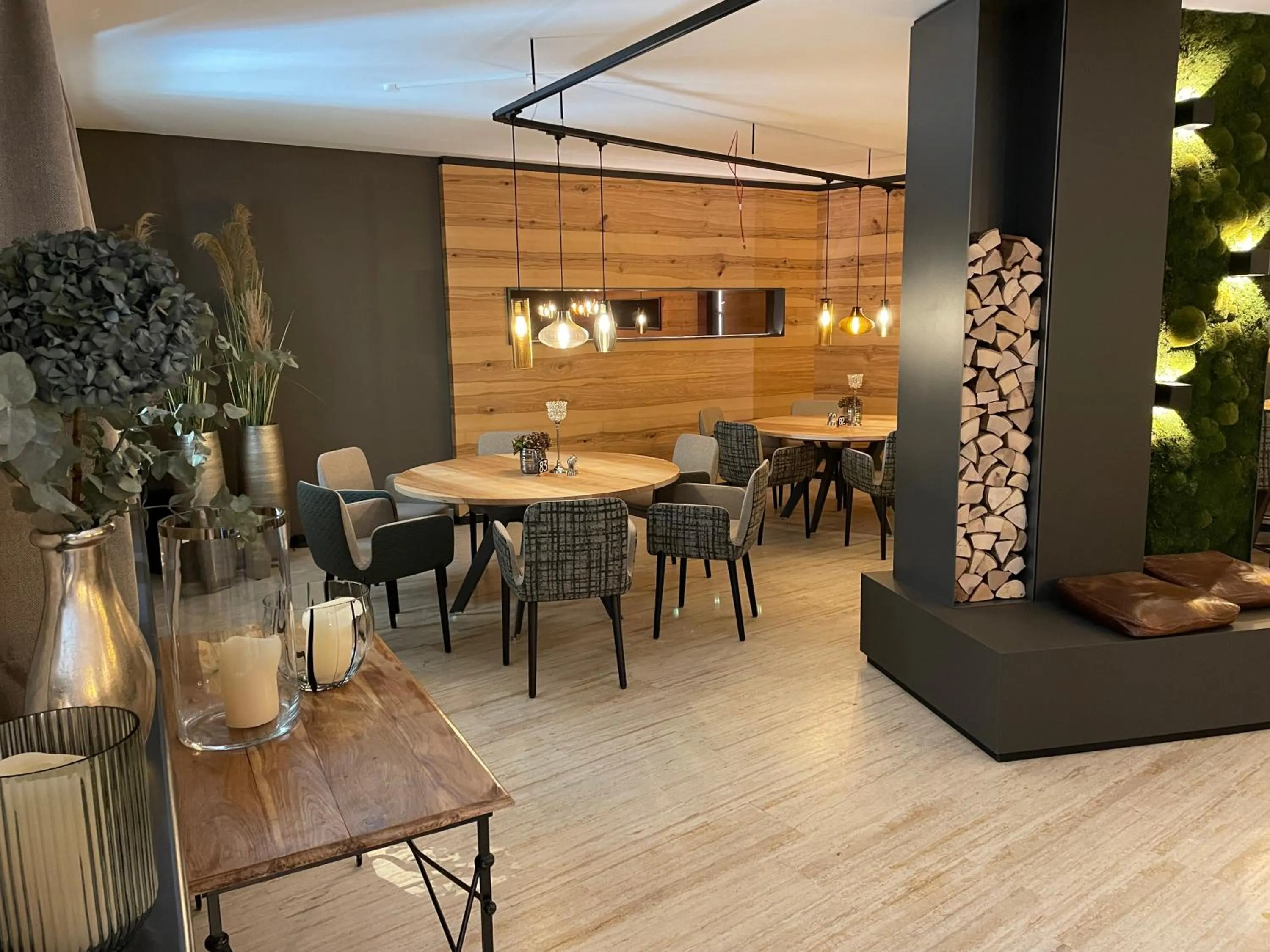 Restaurant/places to eat in Hotel Traube am See