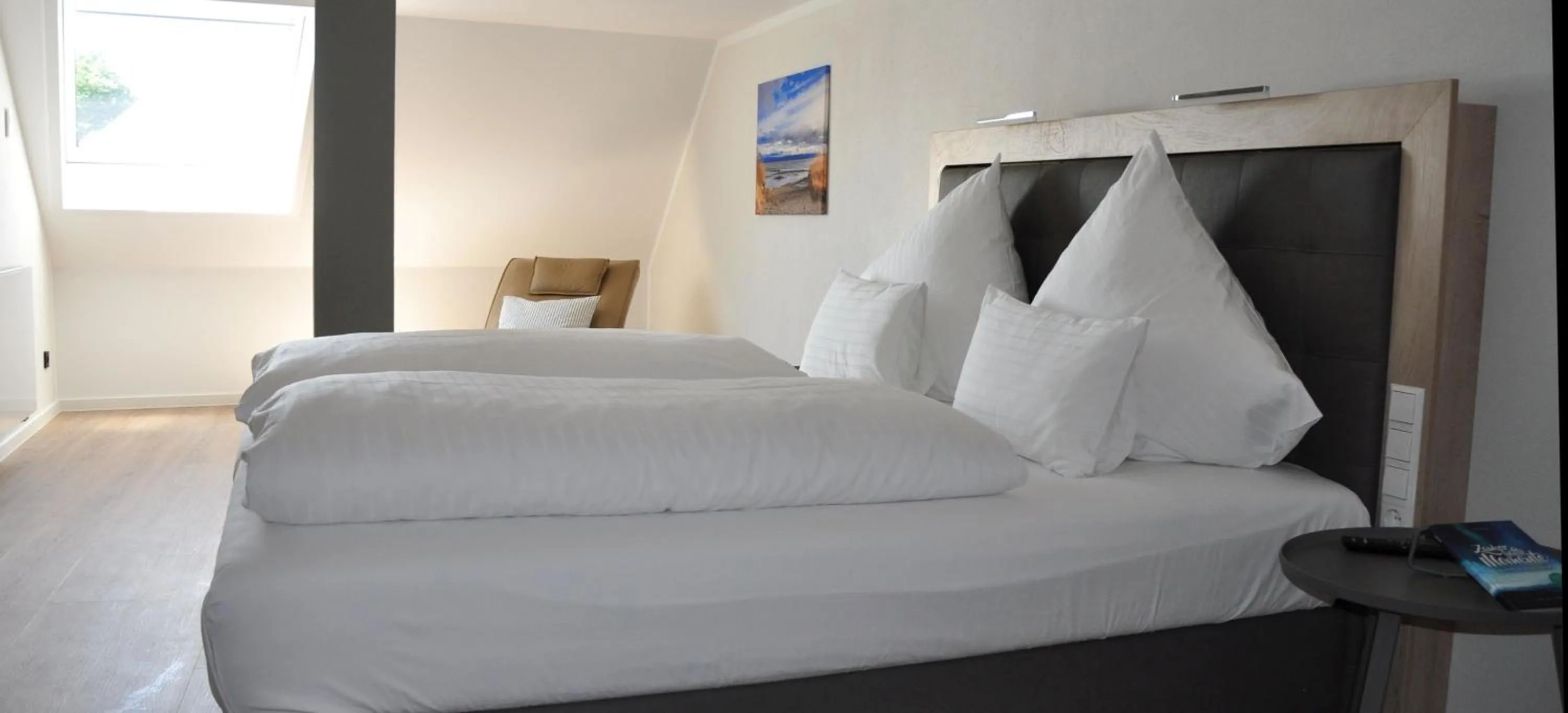 Bedroom, Bed in Hotel Traube am See