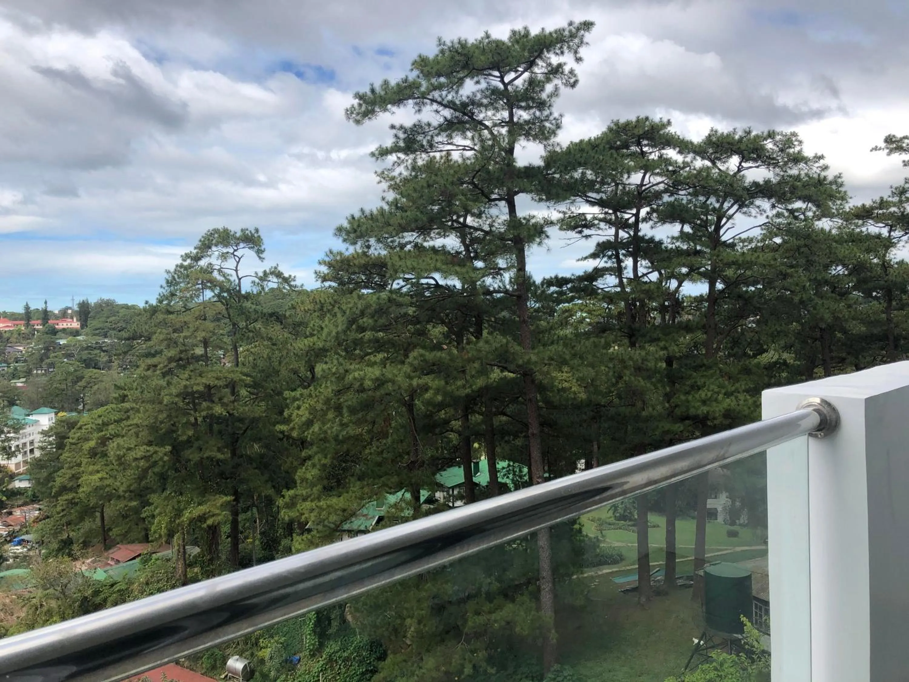 Balcony/Terrace in The Plaza Lodge Baguio