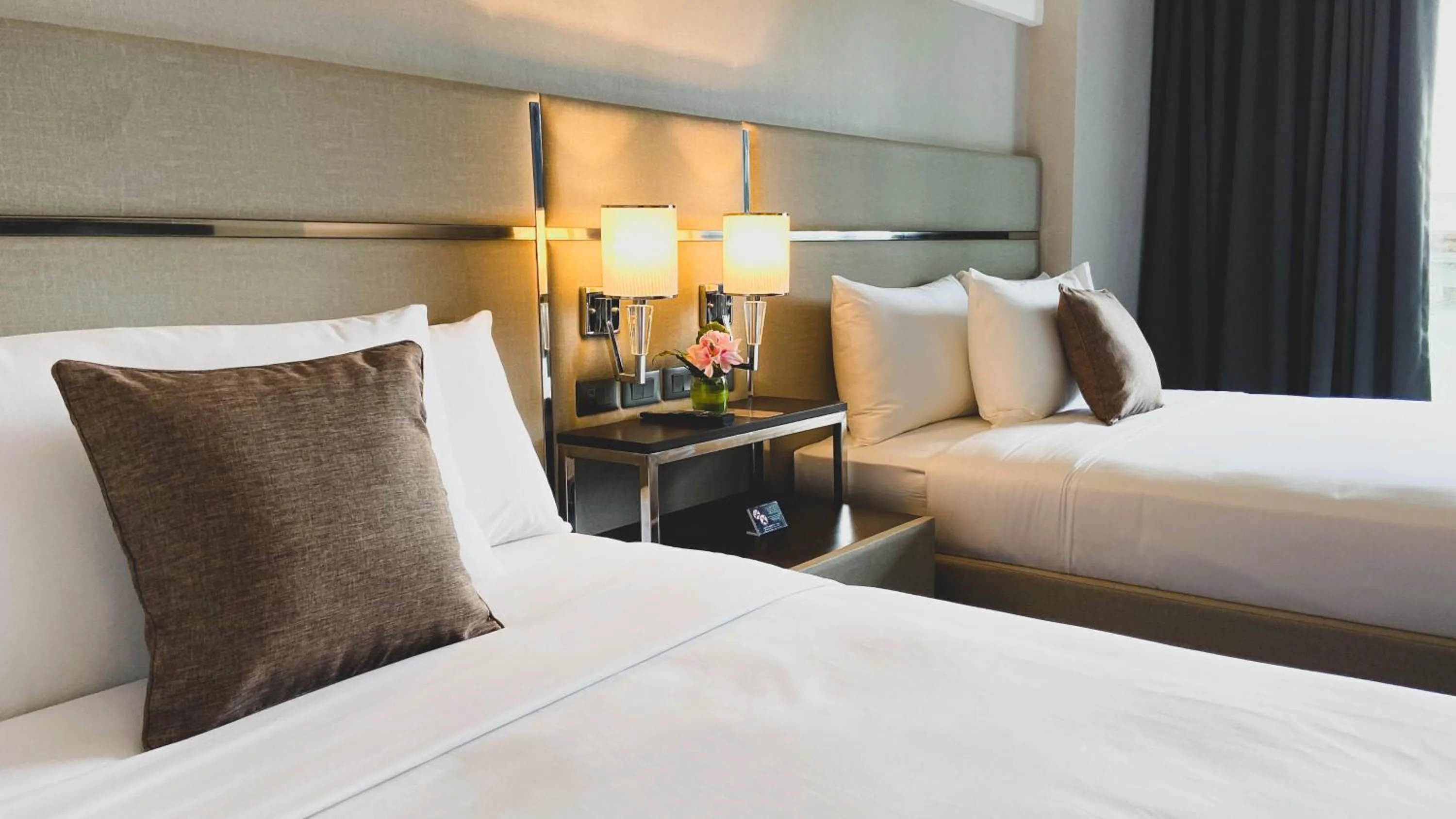 Bed in The Plaza Lodge Baguio