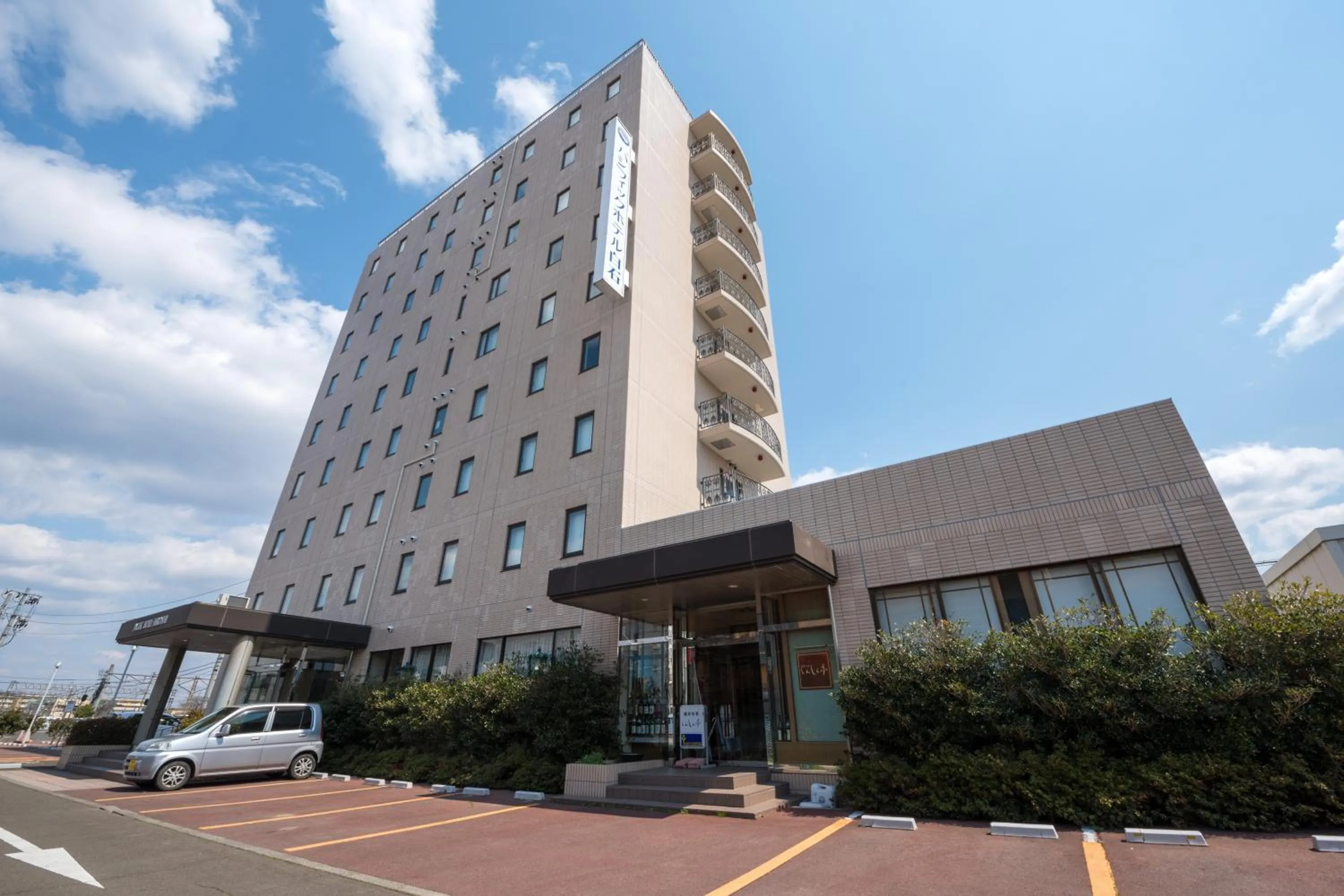 Property building in Pacific Hotel Shiroishi