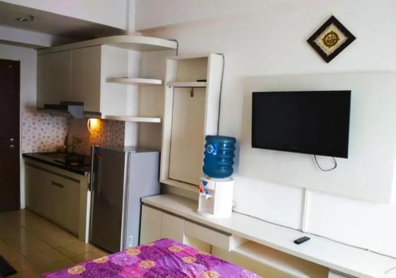 Two-Bedroom Apartment in The suites Metro Apartment by Desta Farispro Two-Bedroom Apartment in The suites Metro Apartment by Desta Farispro