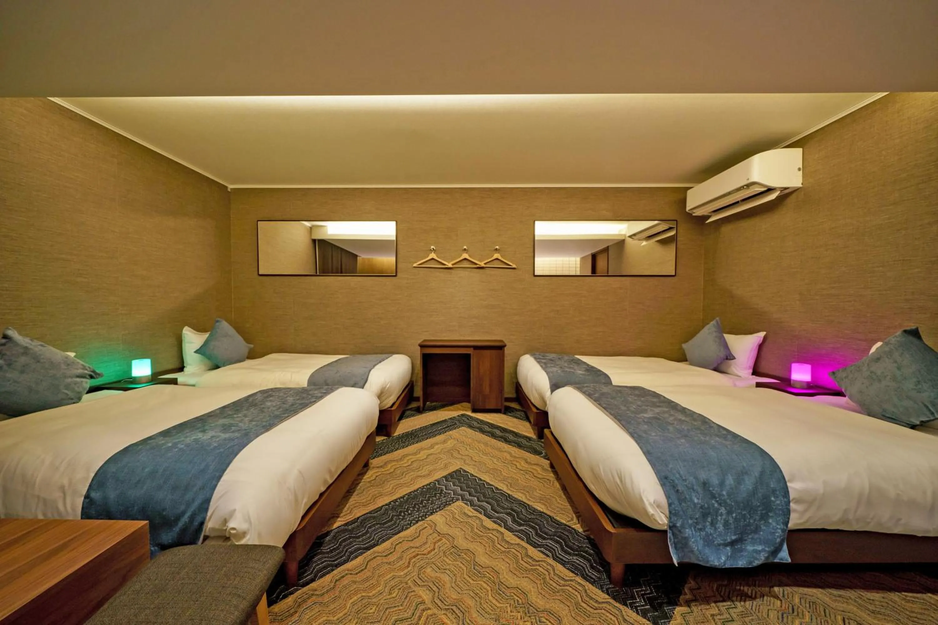 Bedroom, Bed in Beautemps