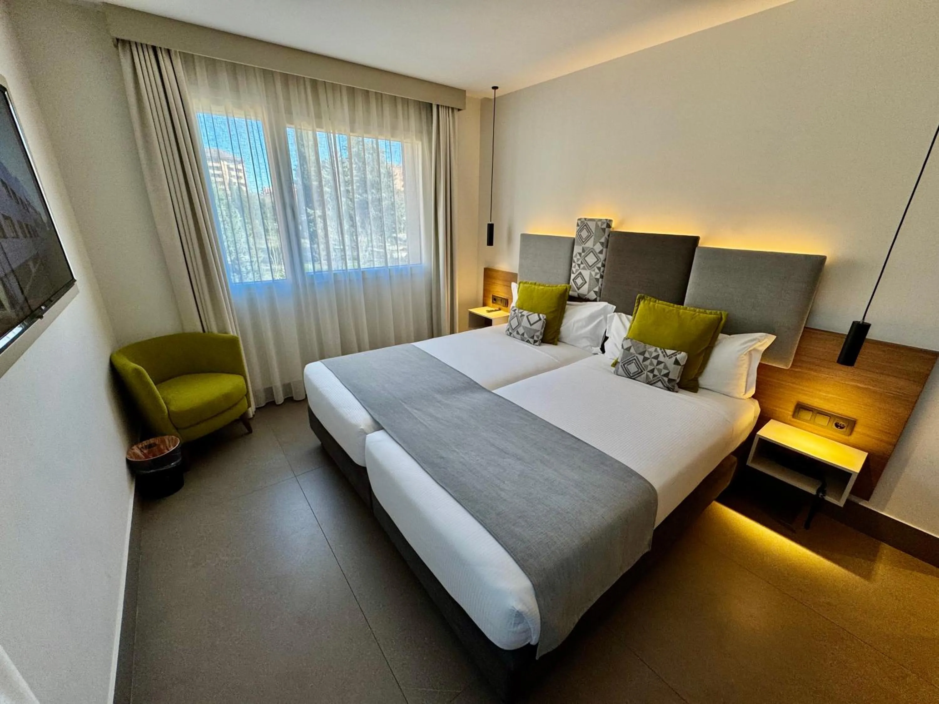 Bedroom, Bed in Urban A+++ Hotel