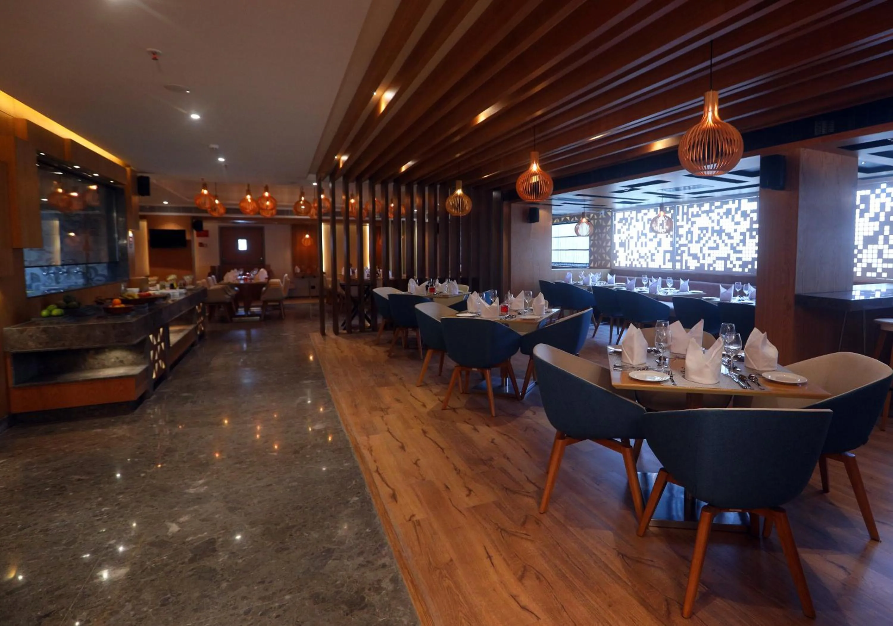 Restaurant/places to eat in Best Western Plus Tejvivaan