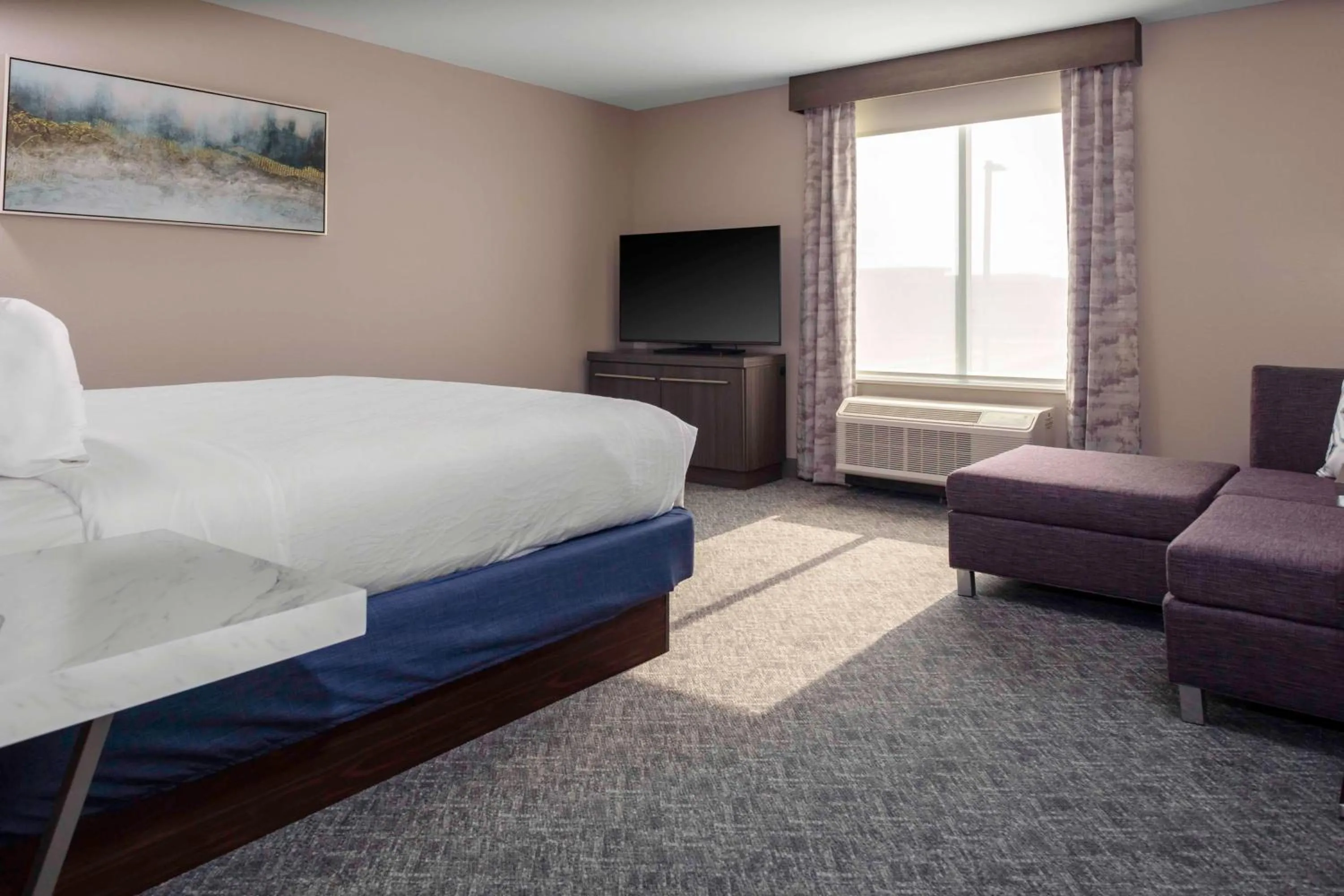Bedroom, Bed in Hilton Garden Inn By Hilton Fort Wayne North
