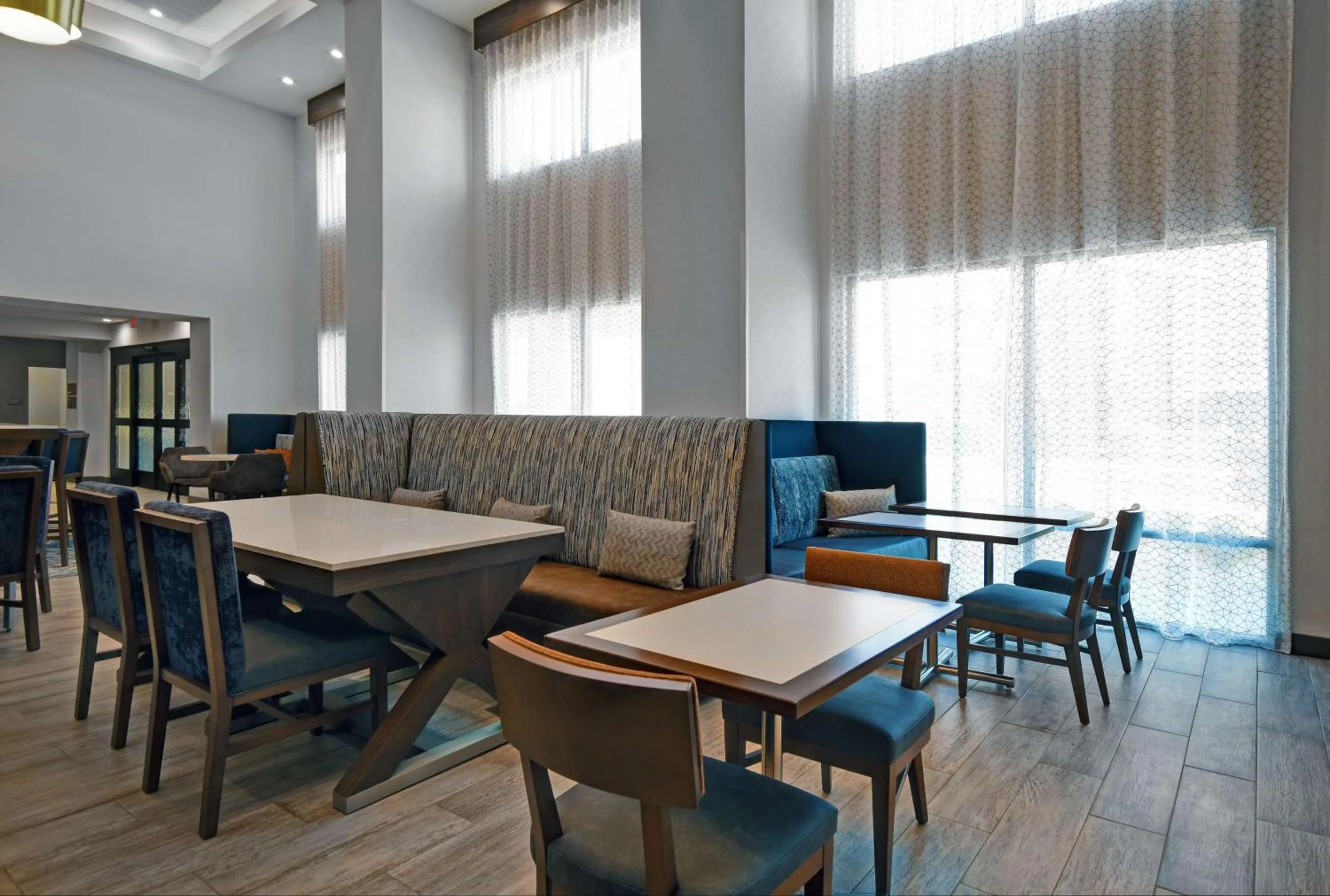 Breakfast in Hampton Inn Midland South, Tx