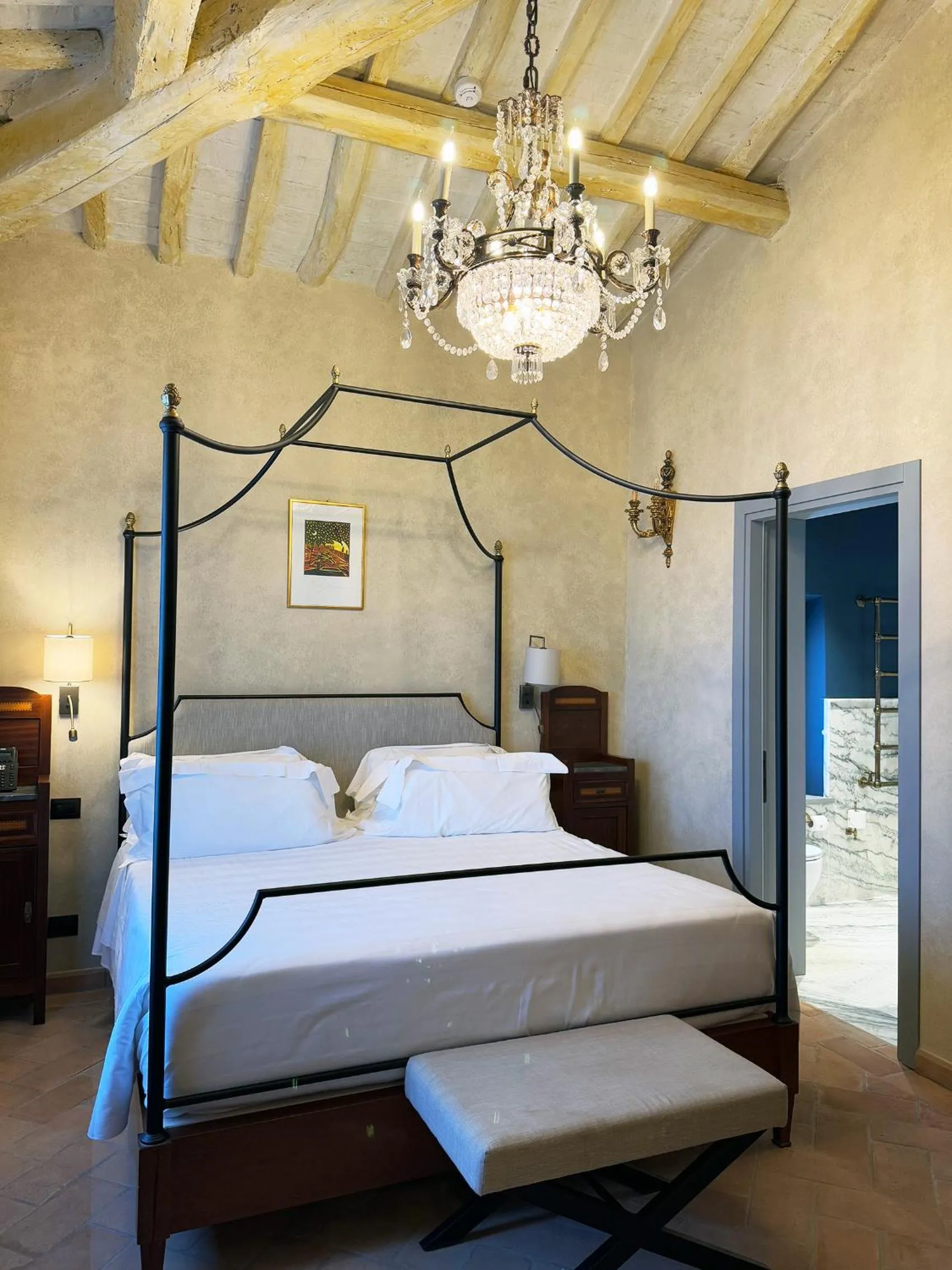 Bedroom, Bed in Villa Petriolo - Small Luxury Hotels of the World