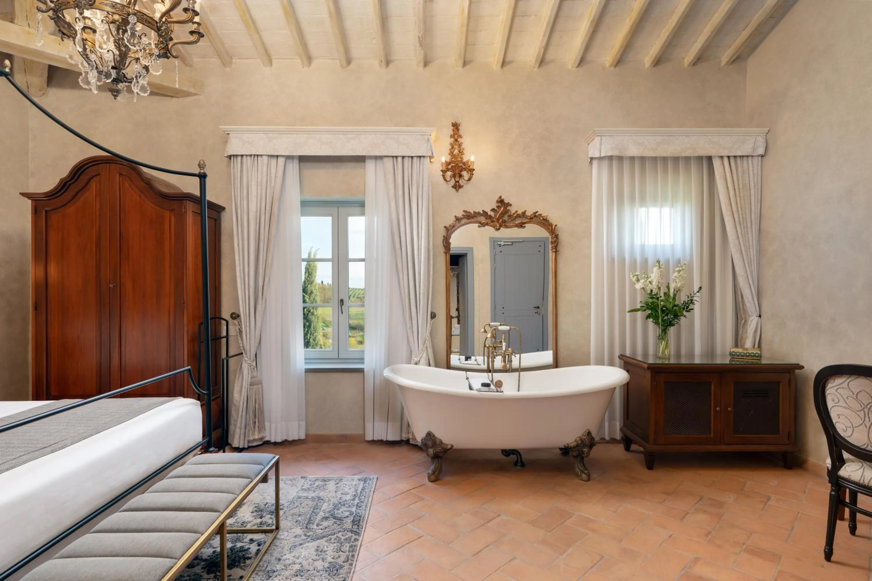 Shower in Villa Petriolo - Small Luxury Hotels of the World