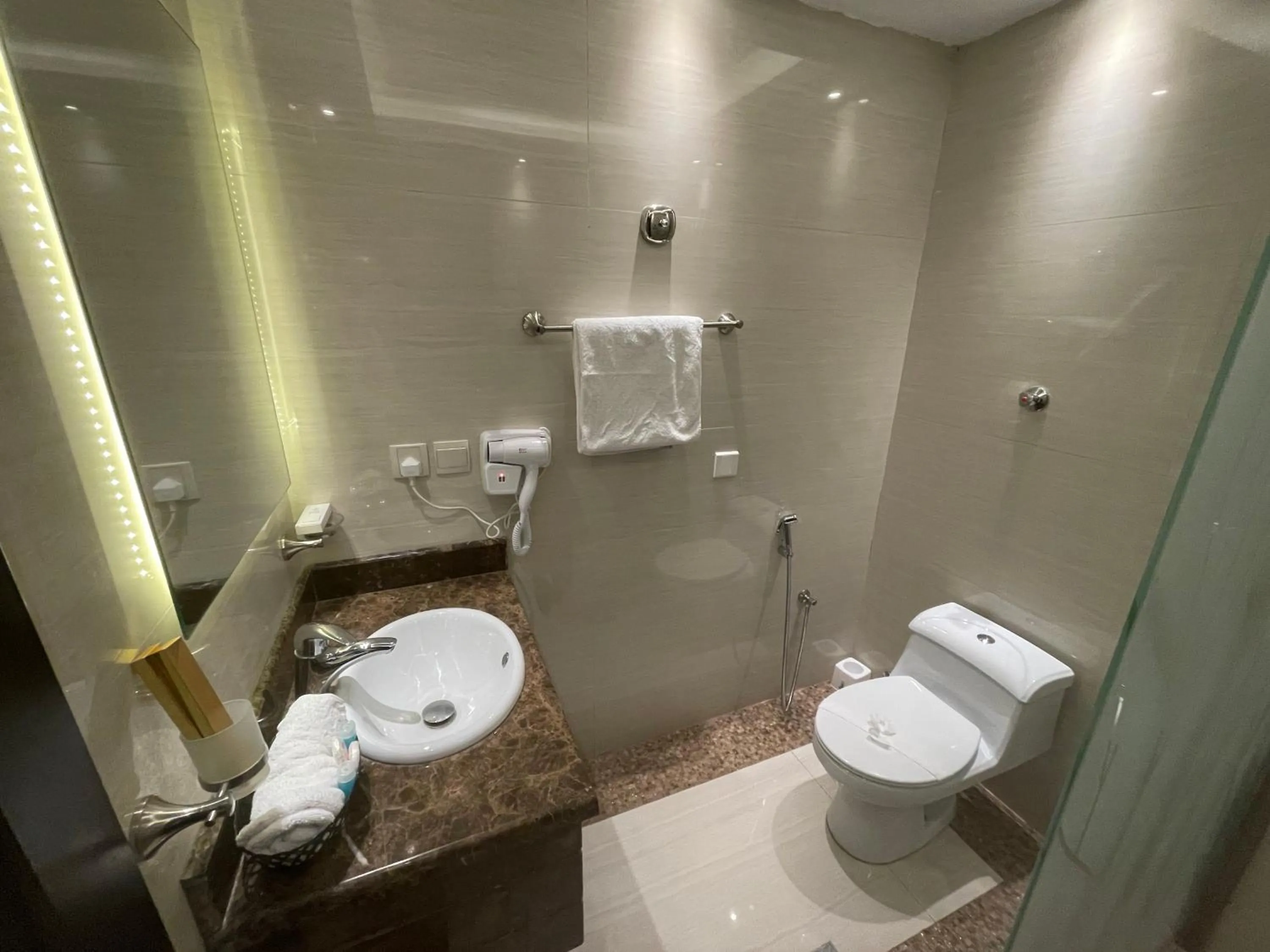 Bathroom in Makarem Residence - Hotel Apartments
