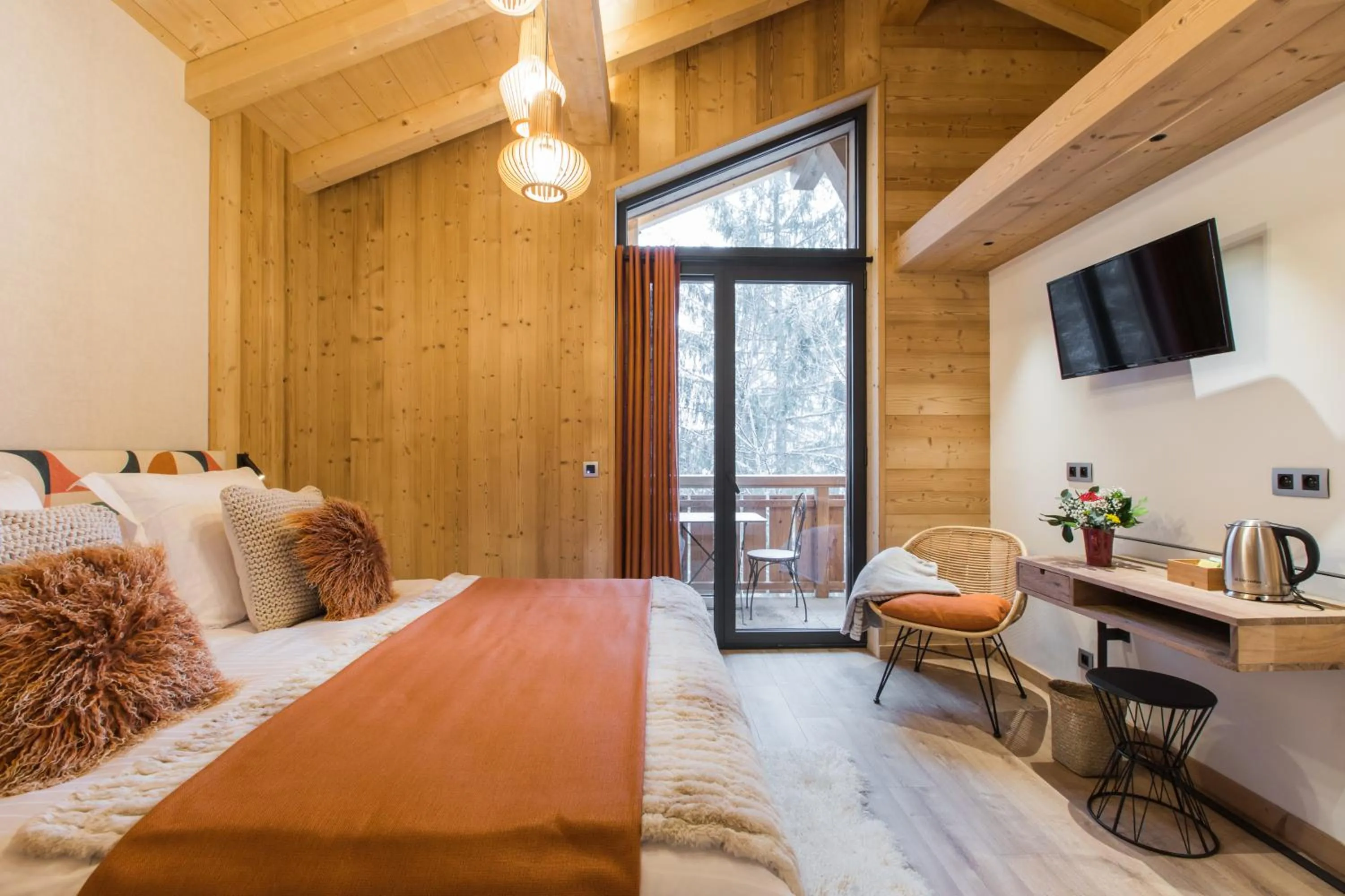 Bedroom, Bed in Chalet sur les monts Morzine