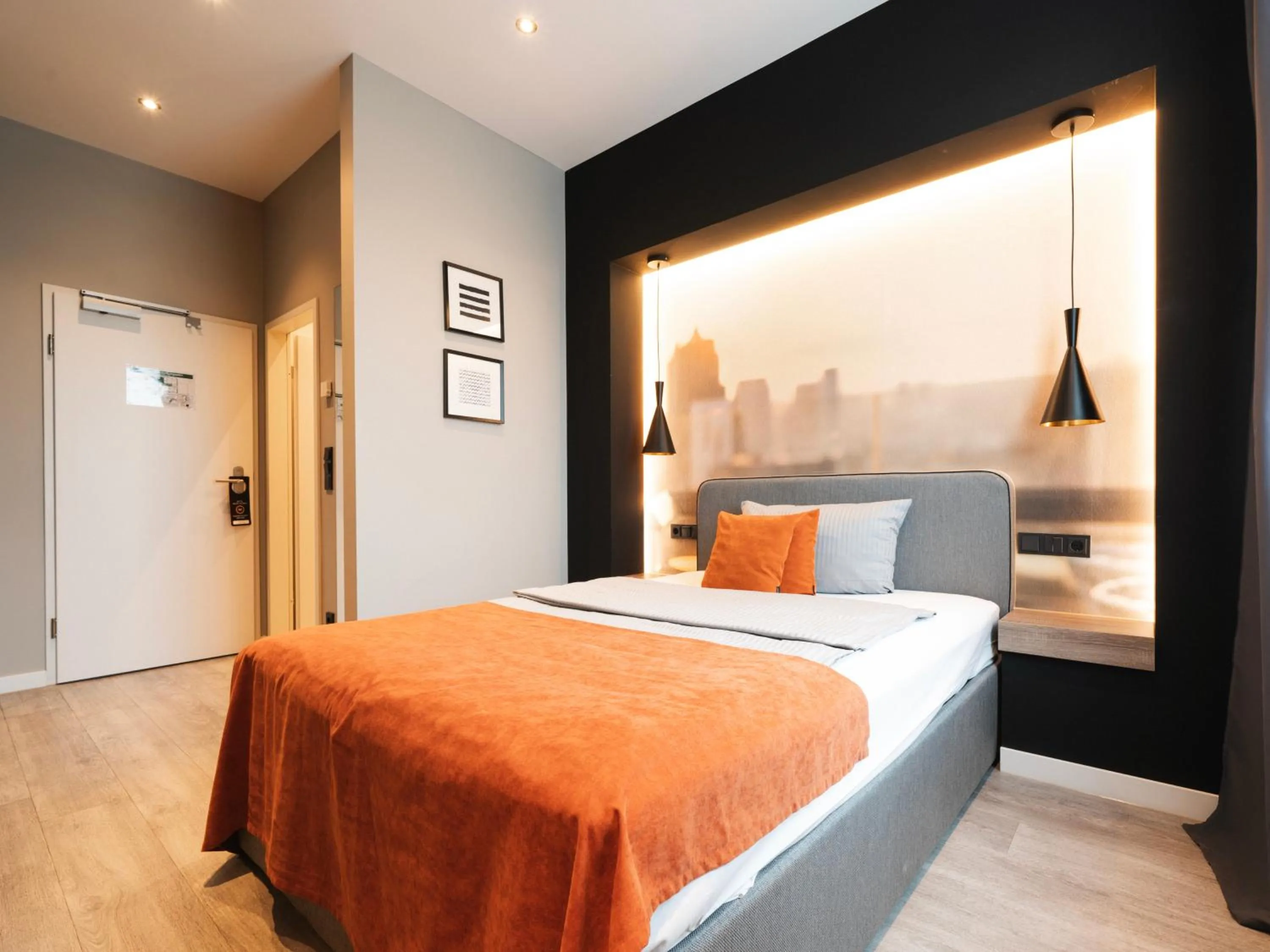 Bed in JustStay Grevenbroich Hotel & Apartments