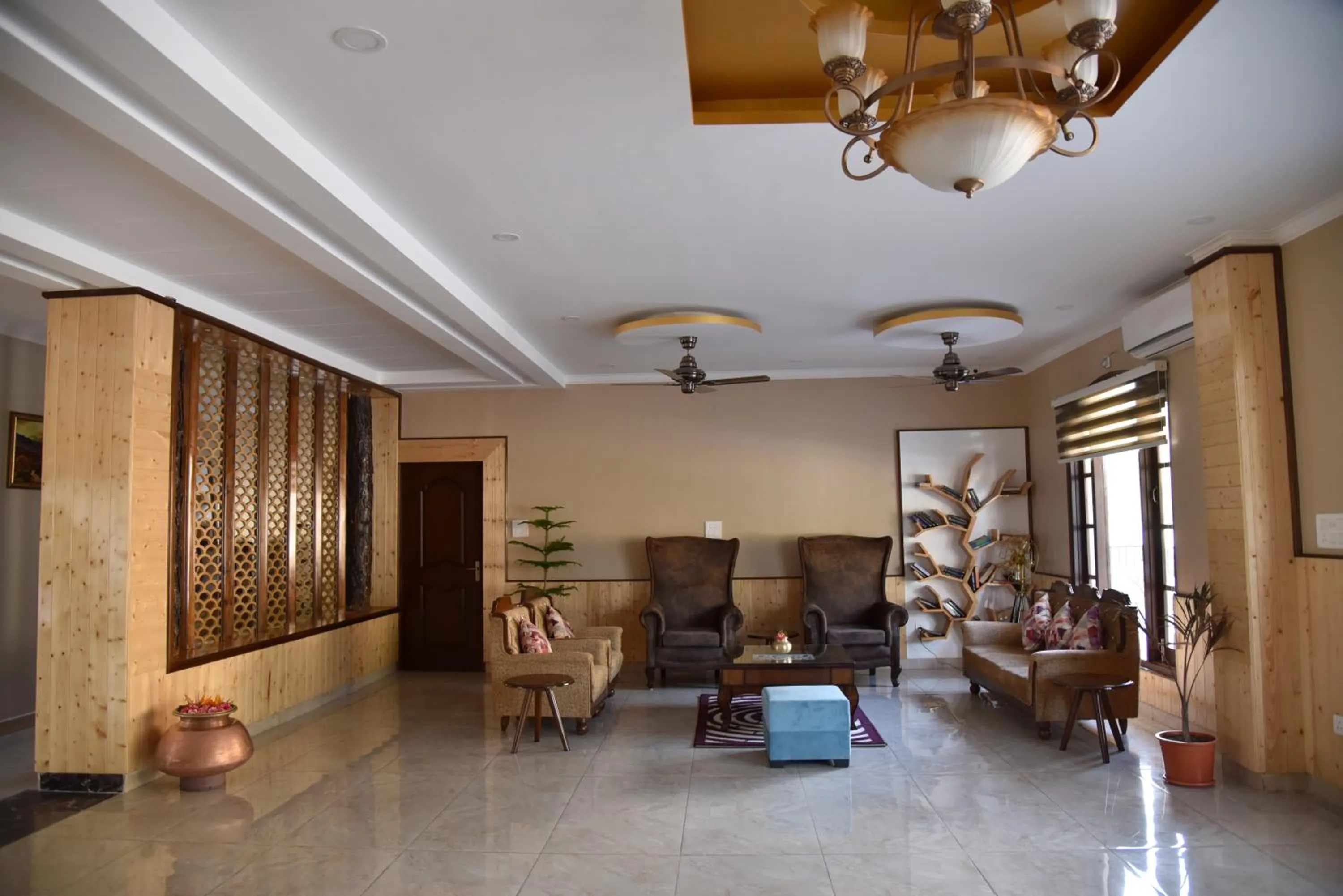 Lobby or reception in Mastiff Wildcrest Dharamshala Chamunda Devi Temple