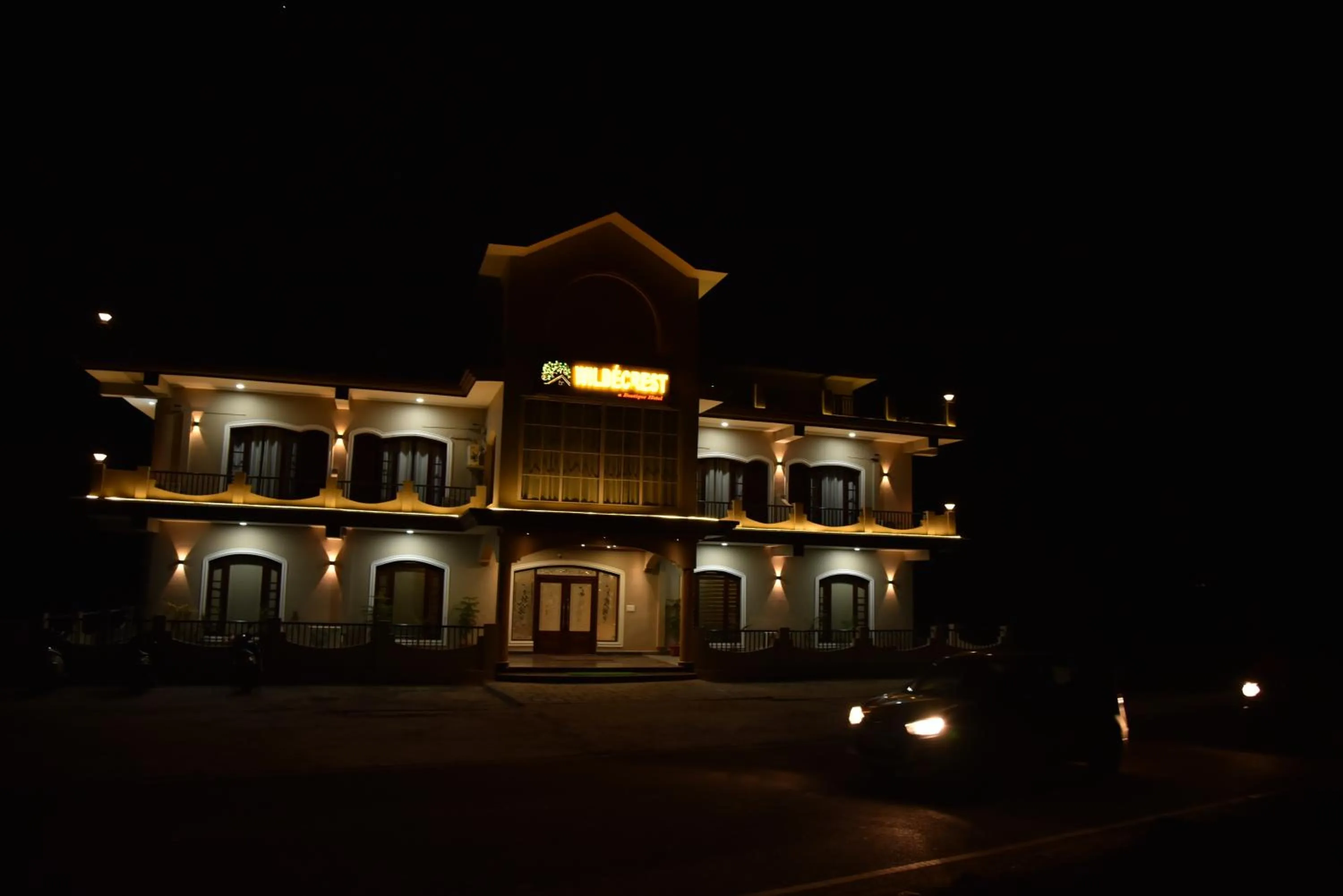 Property building in Mastiff Wildcrest Dharamshala Chamunda Devi Temple