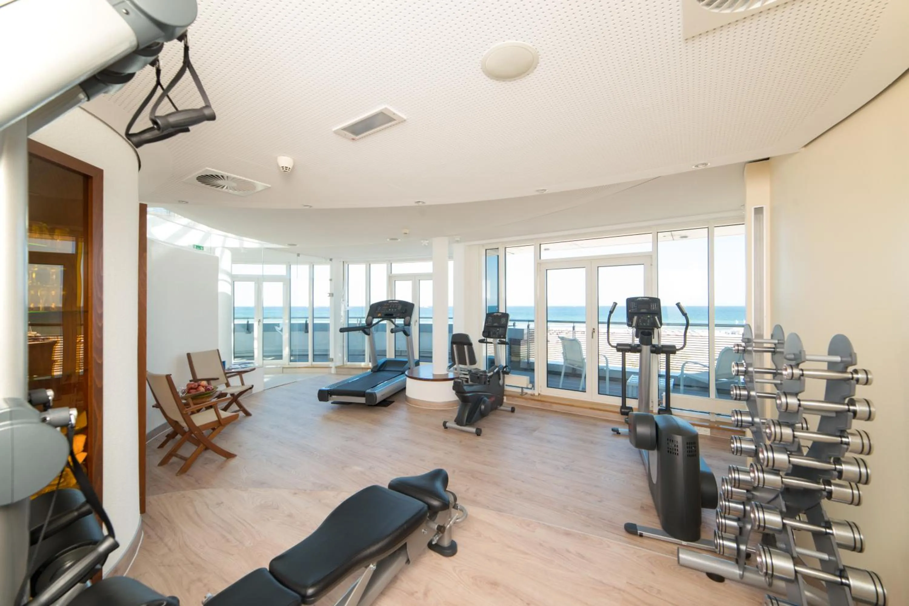 Fitness centre/facilities in Strand-Hotel Hübner