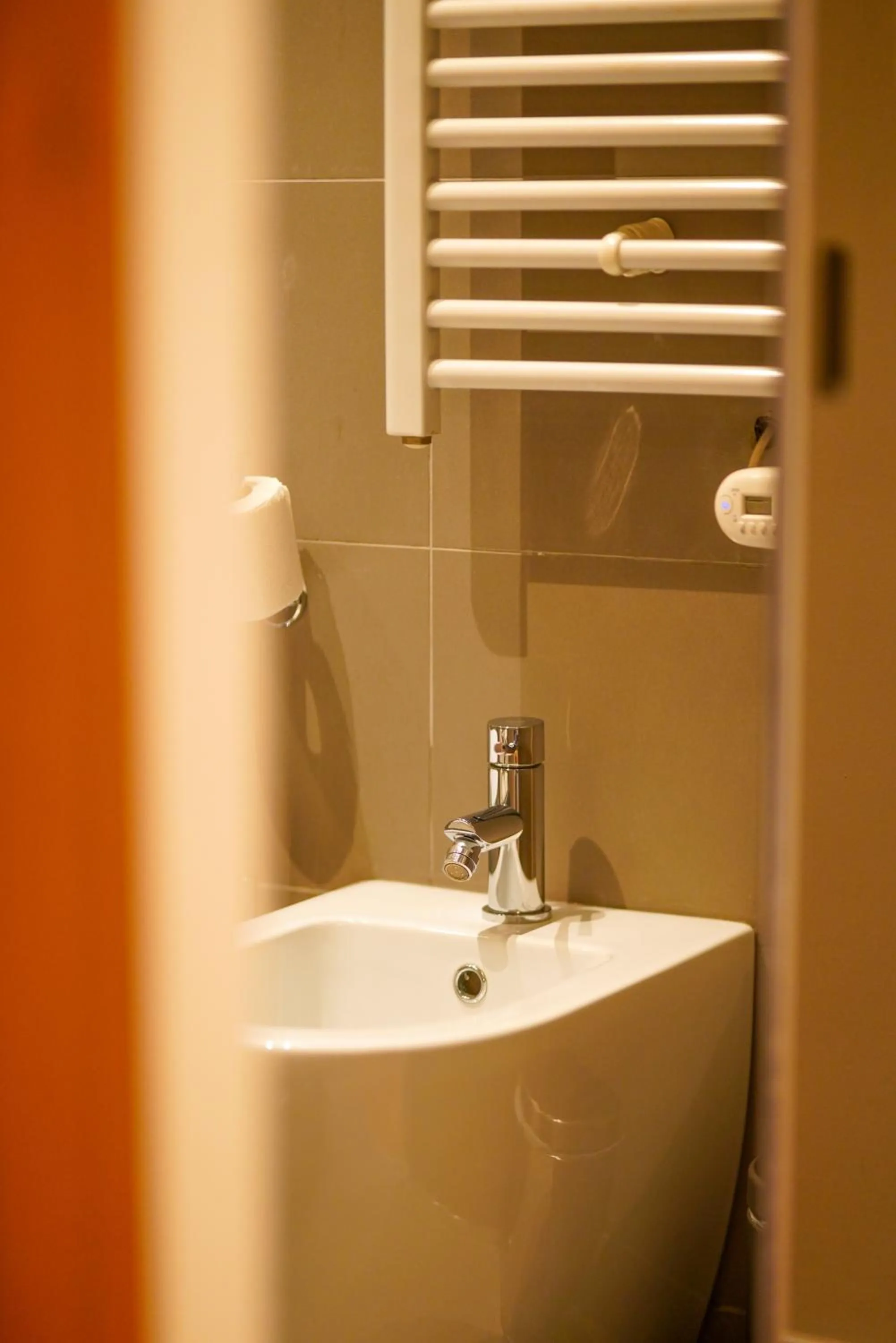 Toilet in Hotel Theatro- City Center