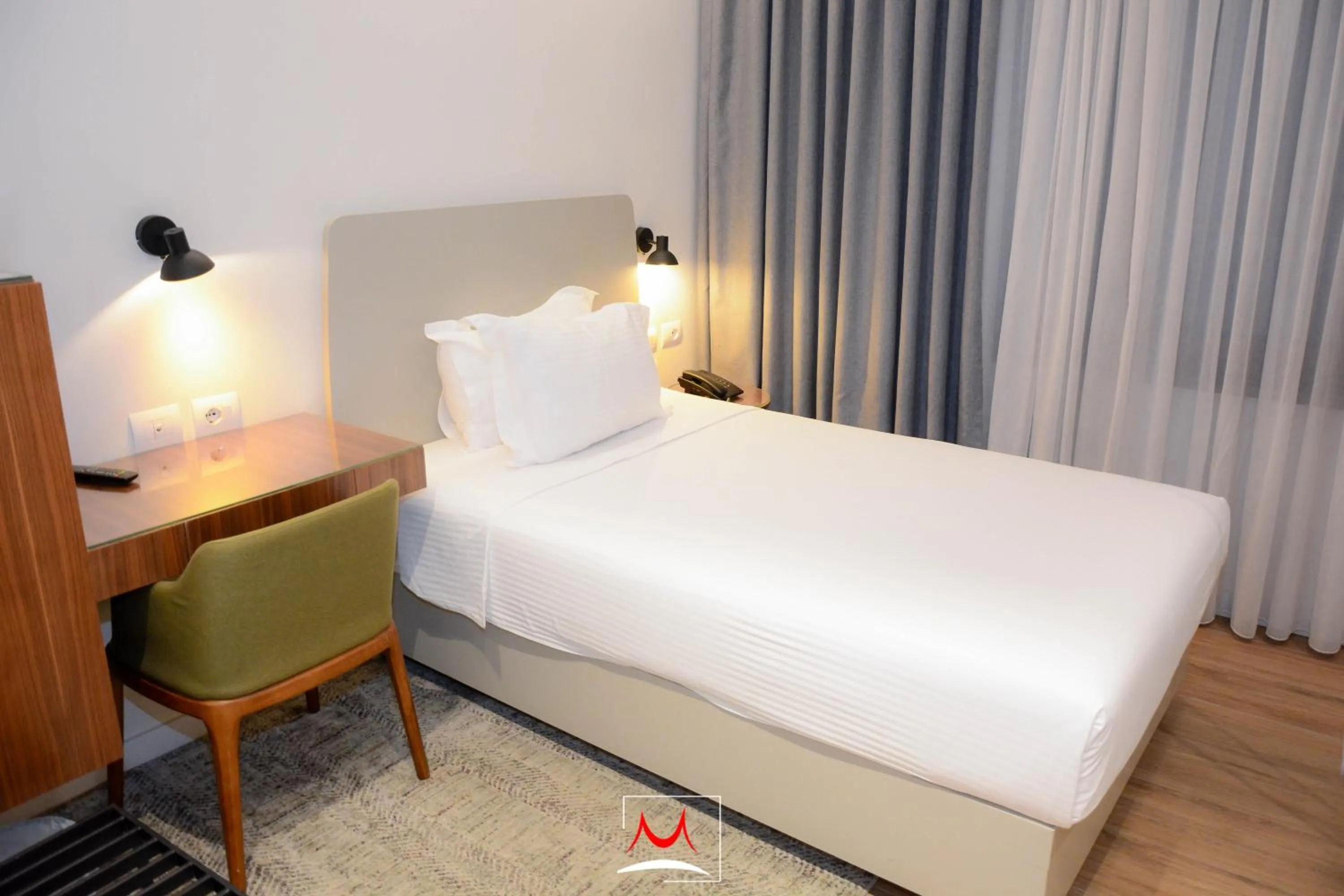 Bed in Hotel Theatro- City Center
